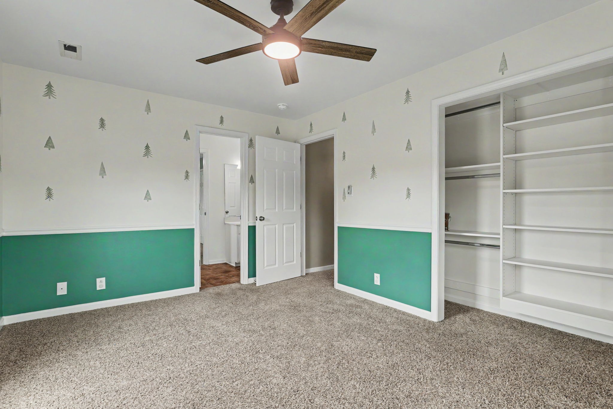 4444 Monticello Trce Property Photo 32
