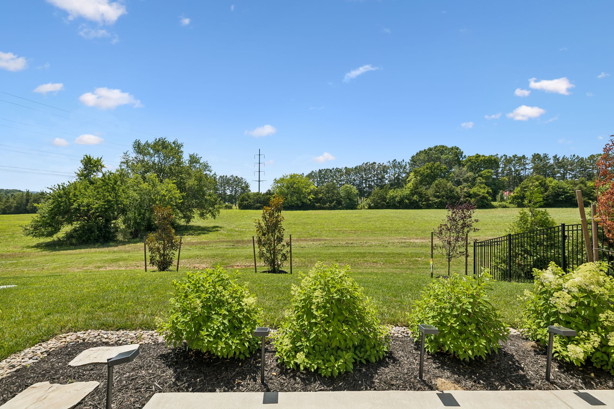 5011 High Park Hill Dr Property Photo 5