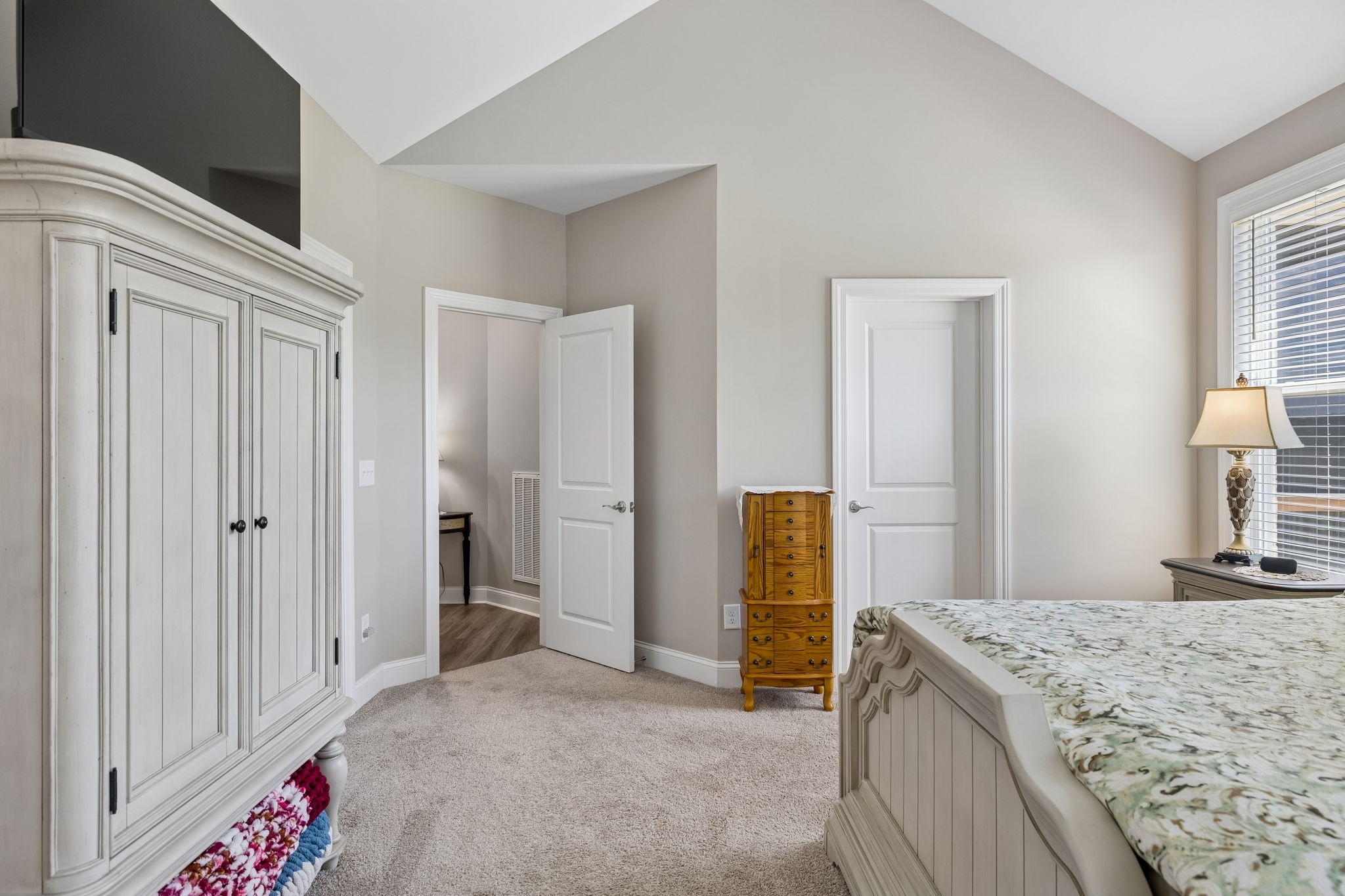 5011 High Park Hill Dr Property Photo 12