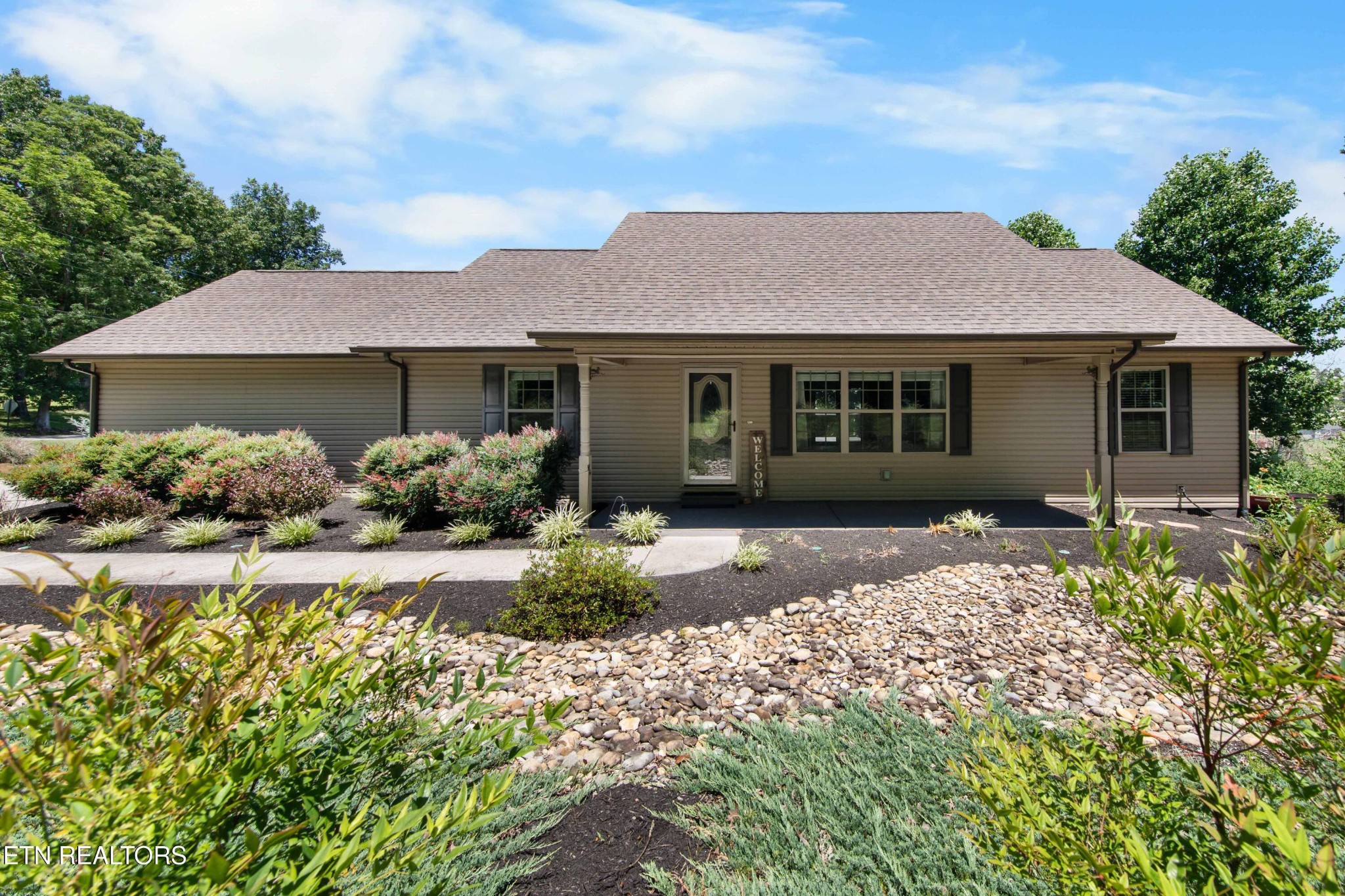 6336 Lanier Rd Property Photo 1