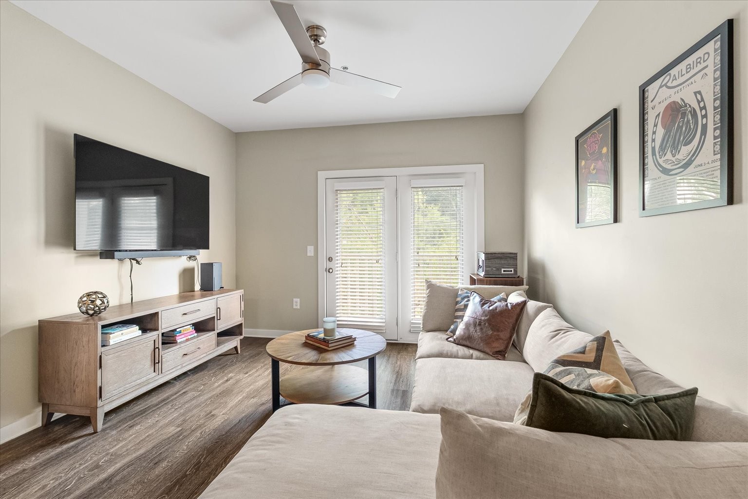 414 Rosedale Ave Property Photo 1