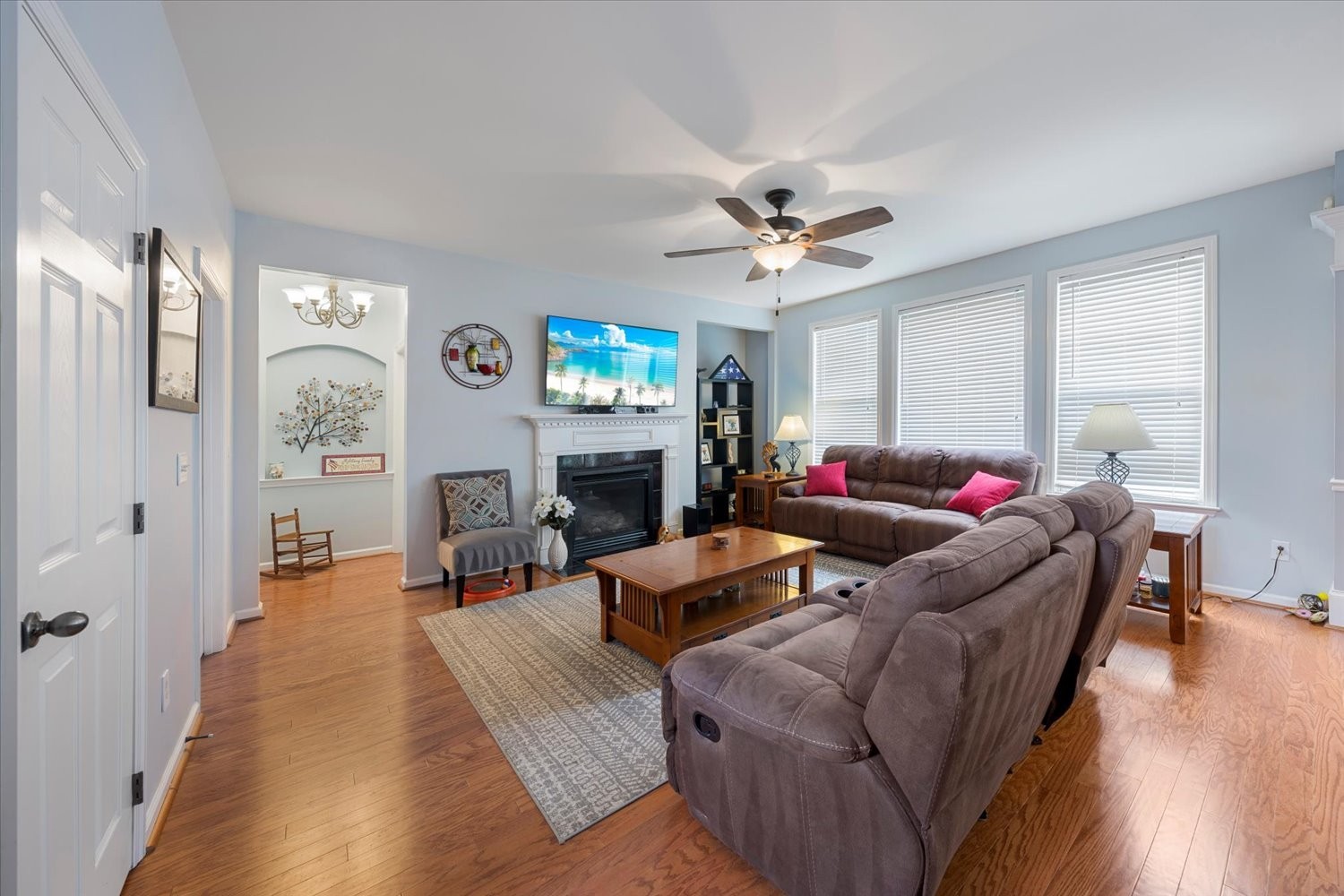 3400 Wynfall Ln Property Photo 10