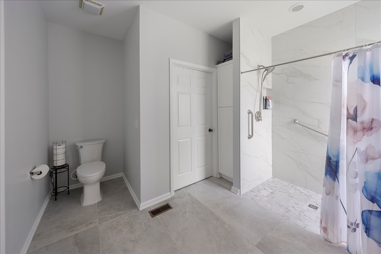 3400 Wynfall Ln Property Photo 28