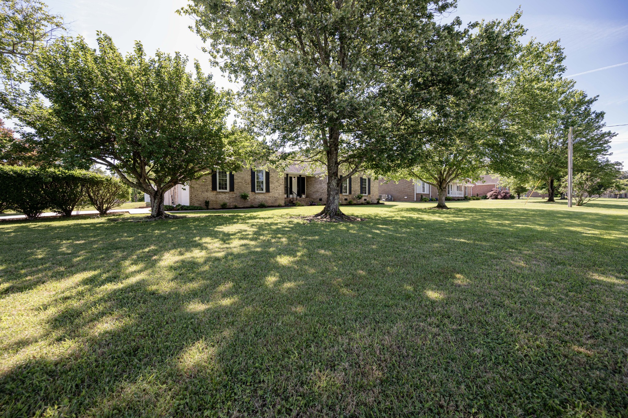 152 Greenbriar Cir Property Photo 4
