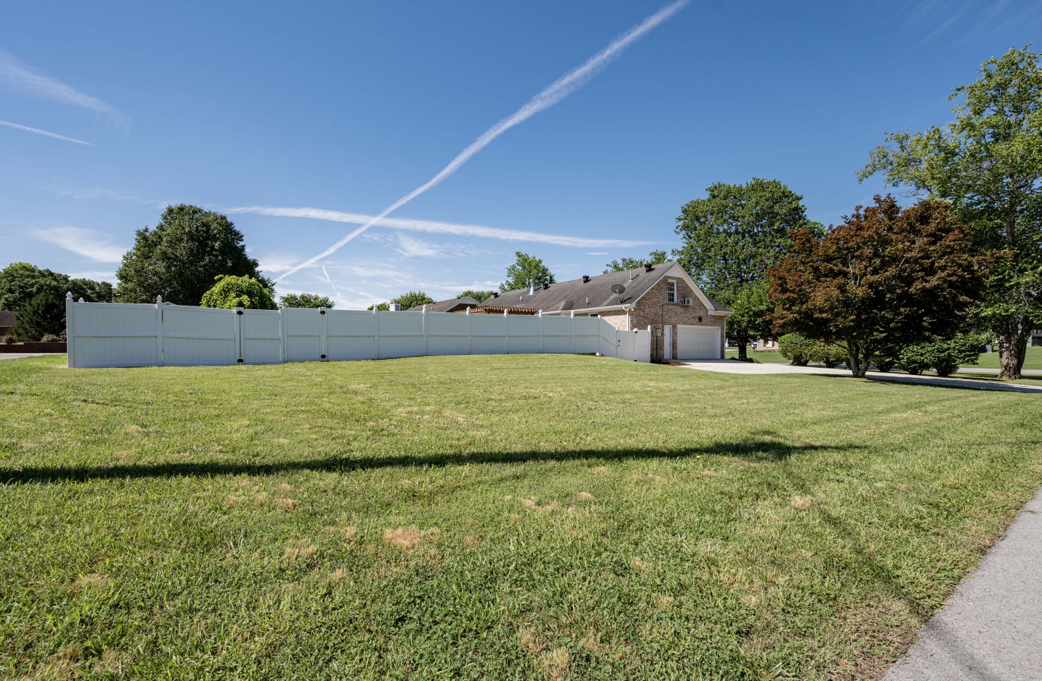 152 Greenbriar Cir Property Photo 6