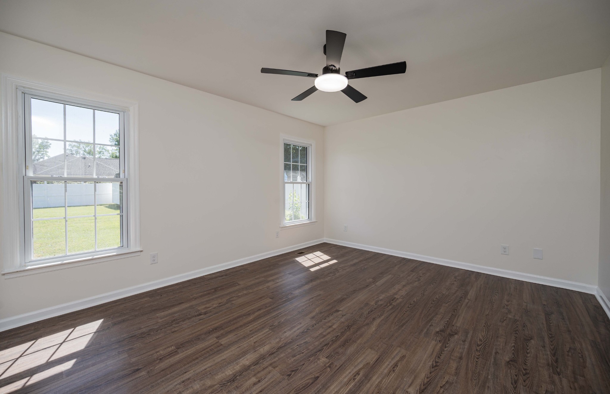 152 Greenbriar Cir Property Photo 22