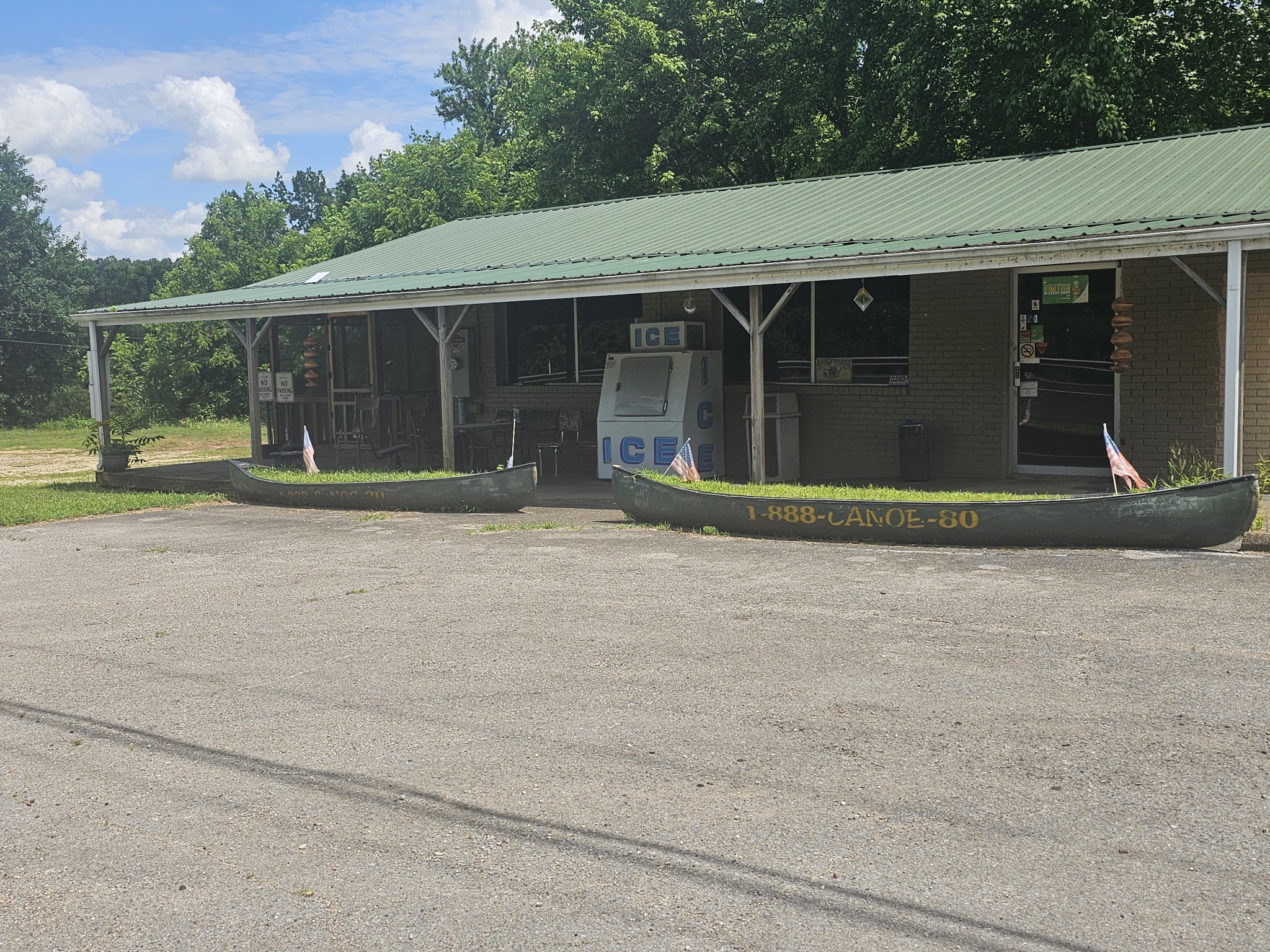 472 Iron City Rd Property Photo 1