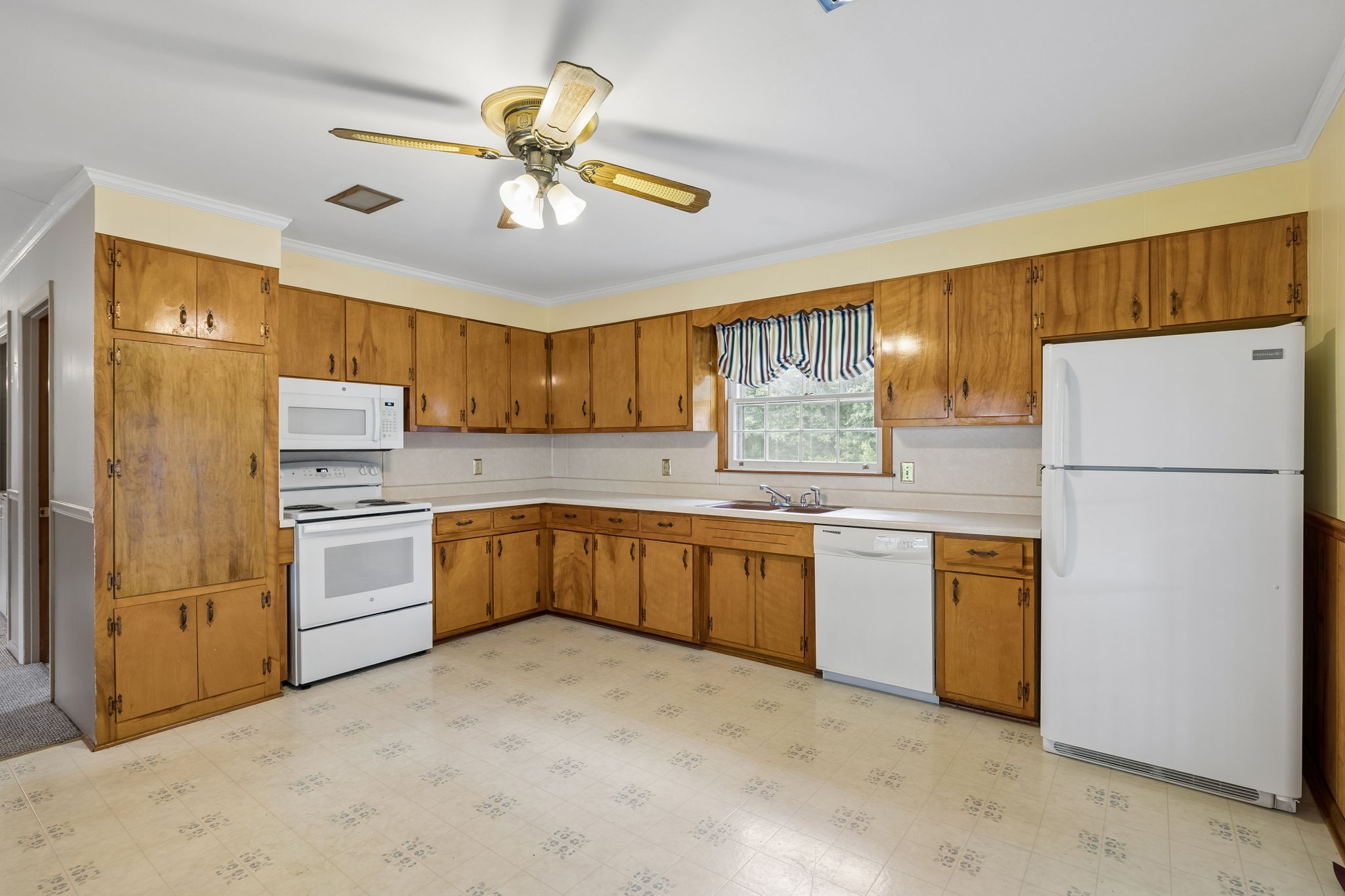 708 Hickory St Property Photo 16