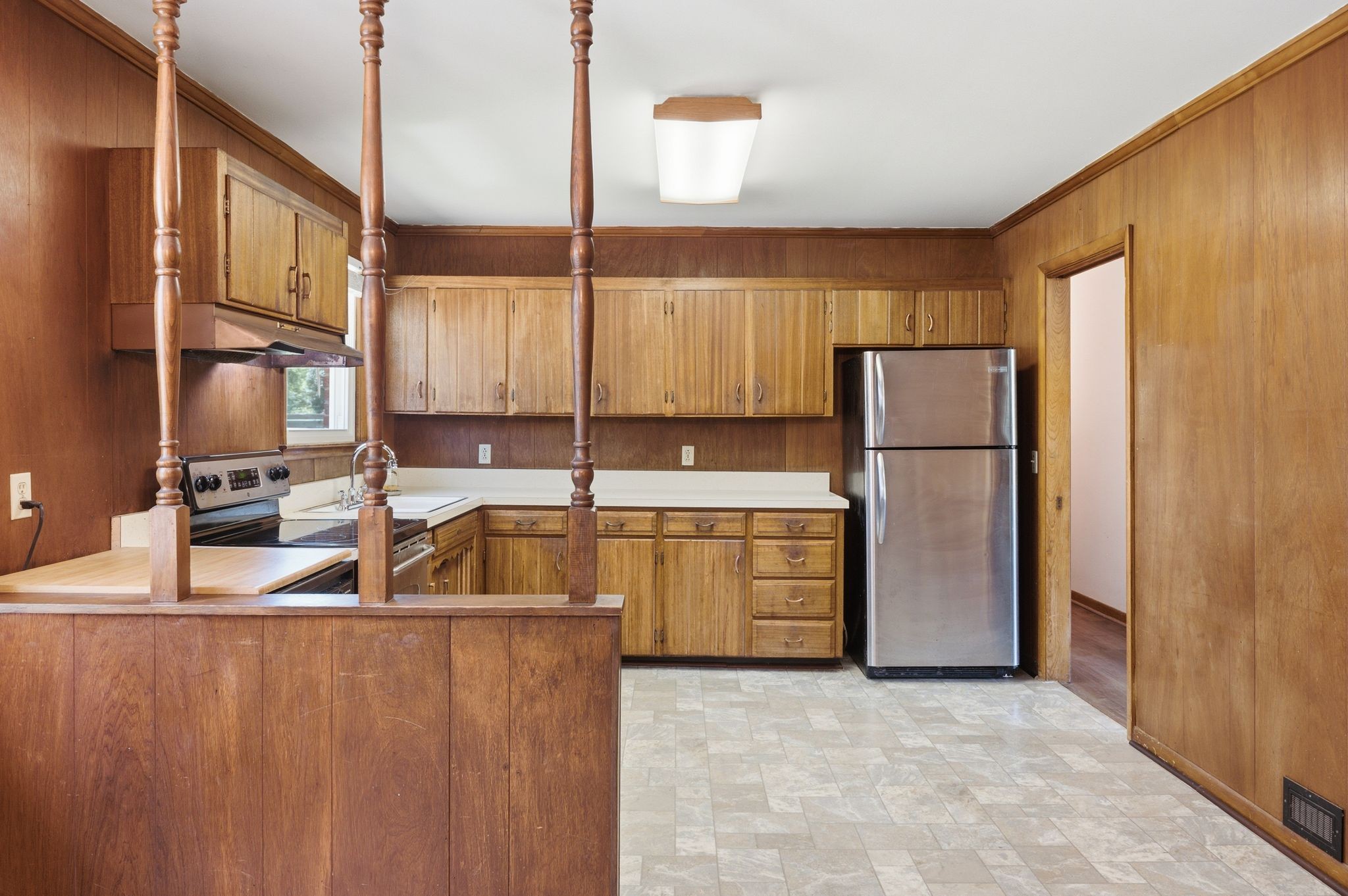 202 Derby Ln Property Photo 8