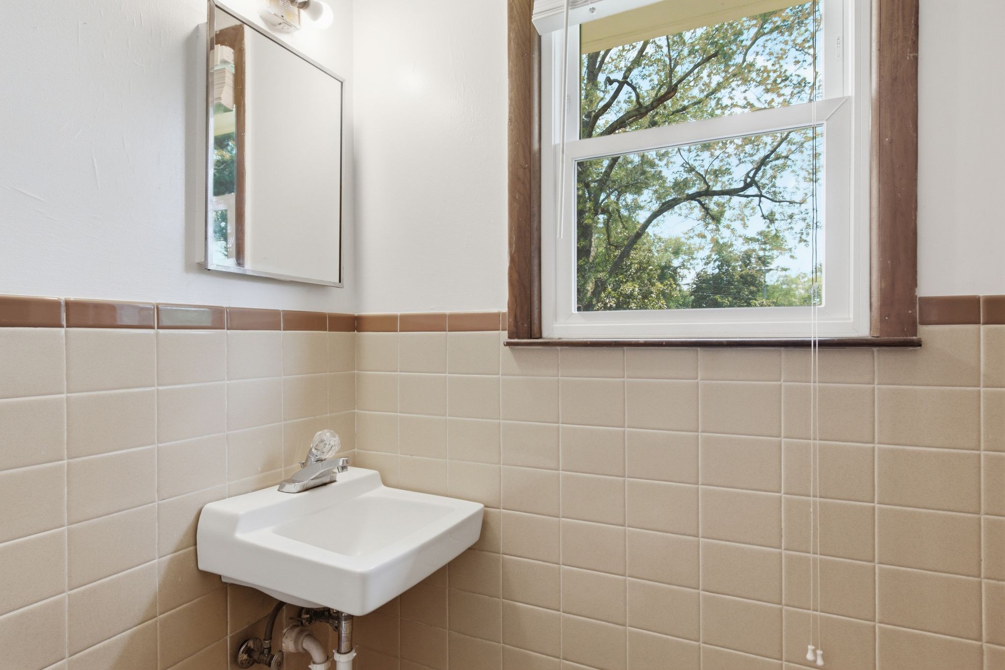 202 Derby Ln Property Photo 18