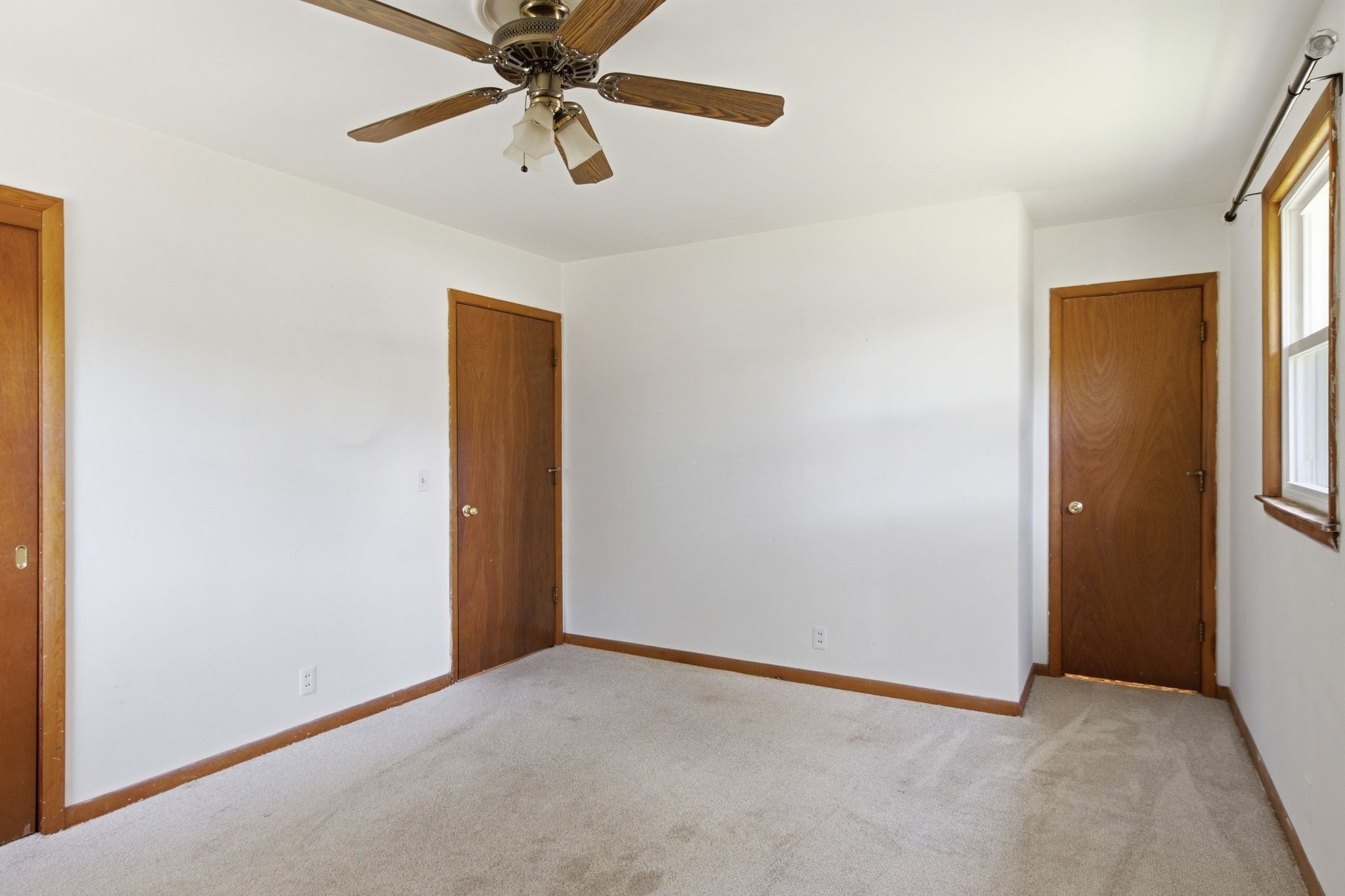 202 Derby Ln Property Photo 20