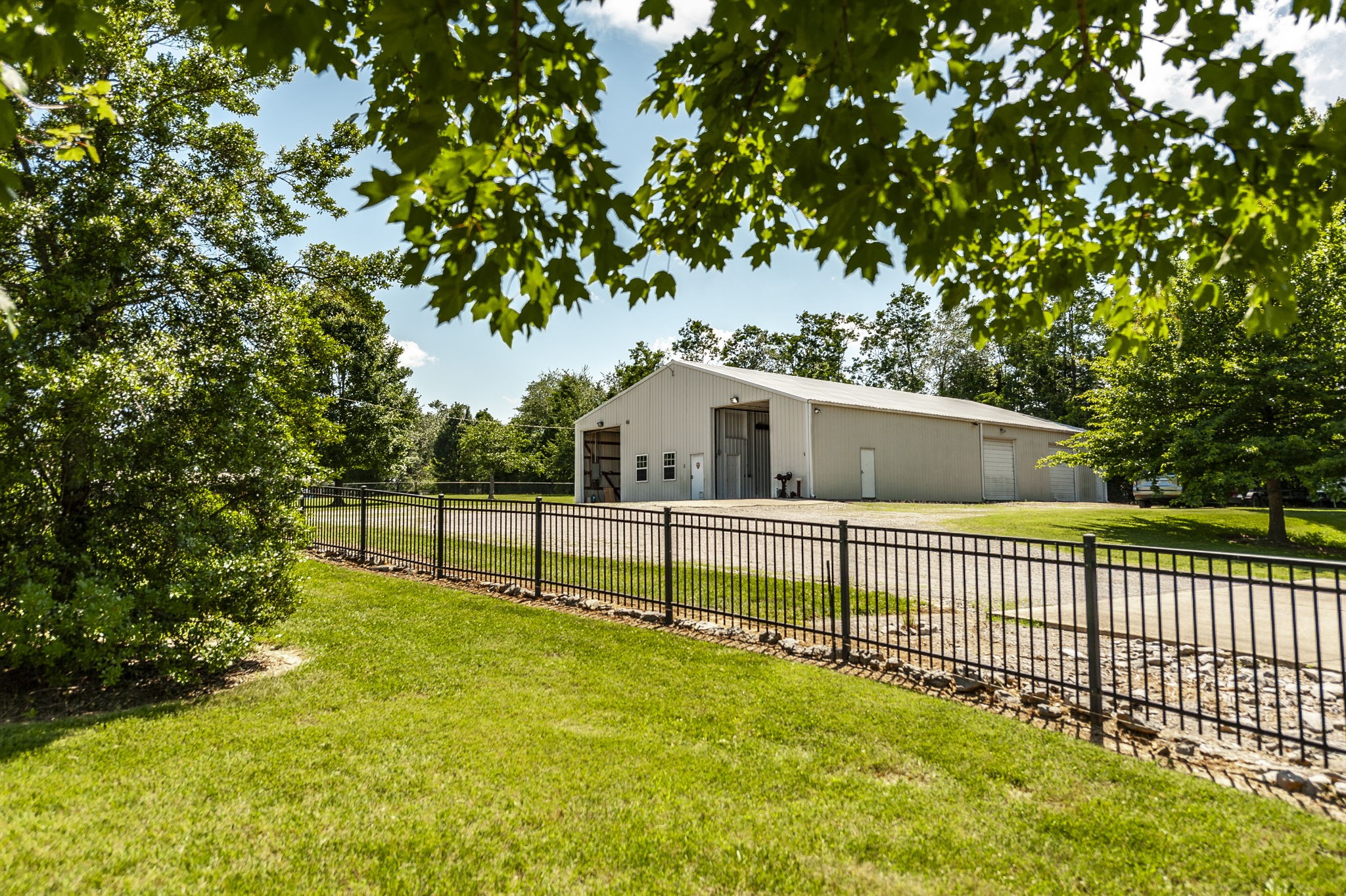 1820 Hygeia Rd Property Photo 9