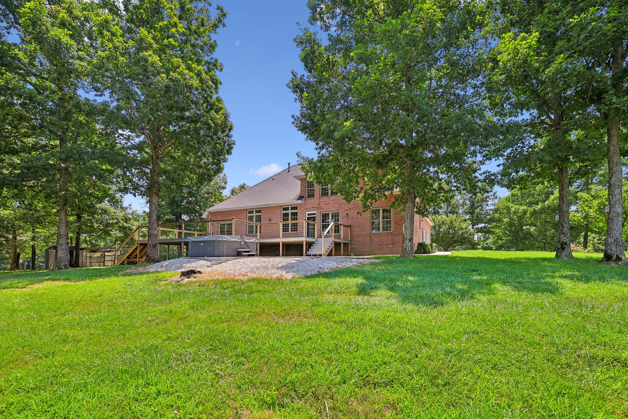 231 Point Dr Property Photo 50