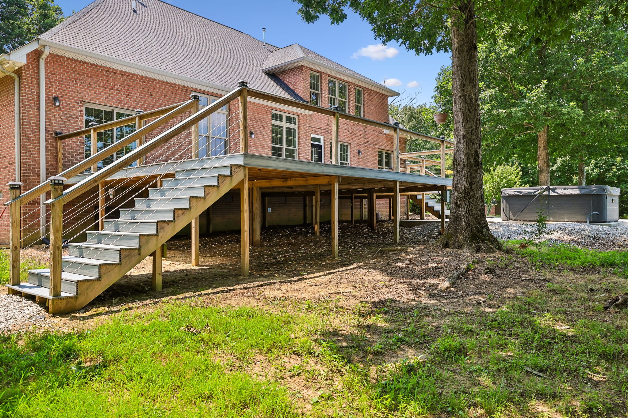 231 Point Dr Property Photo 52
