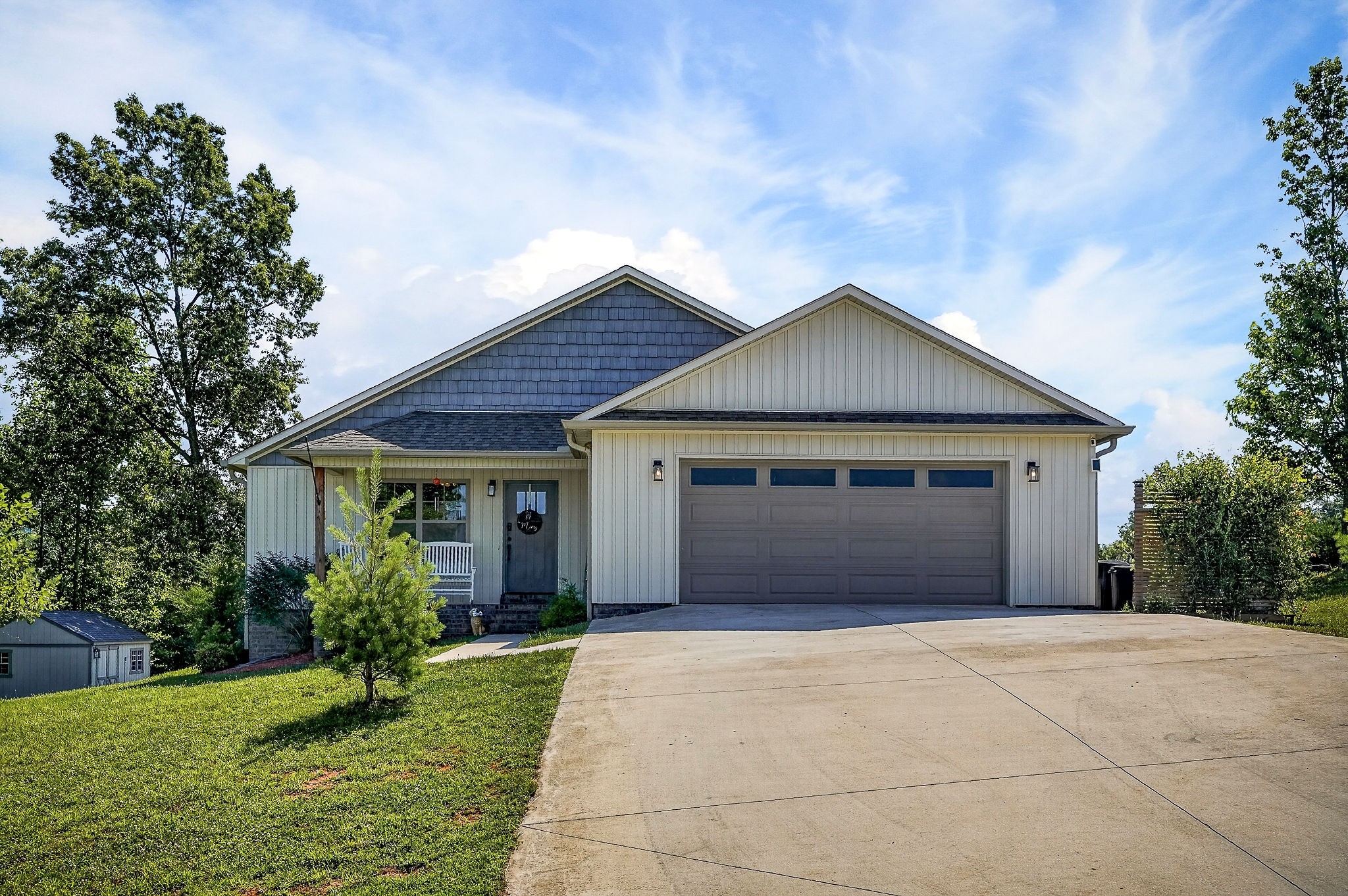 1180 Cobblestone Dr