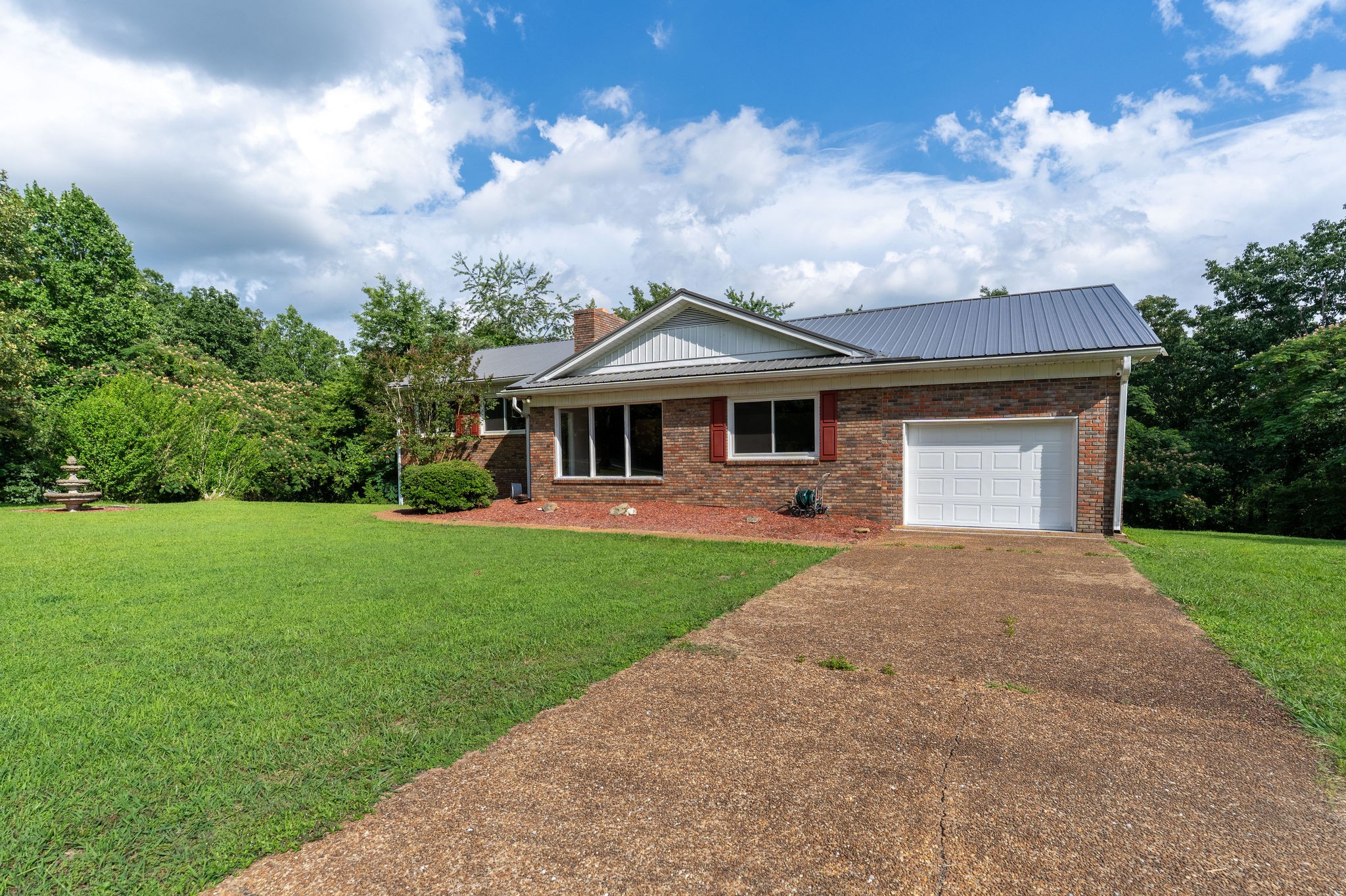 159 Mindy Dr Property Photo 3