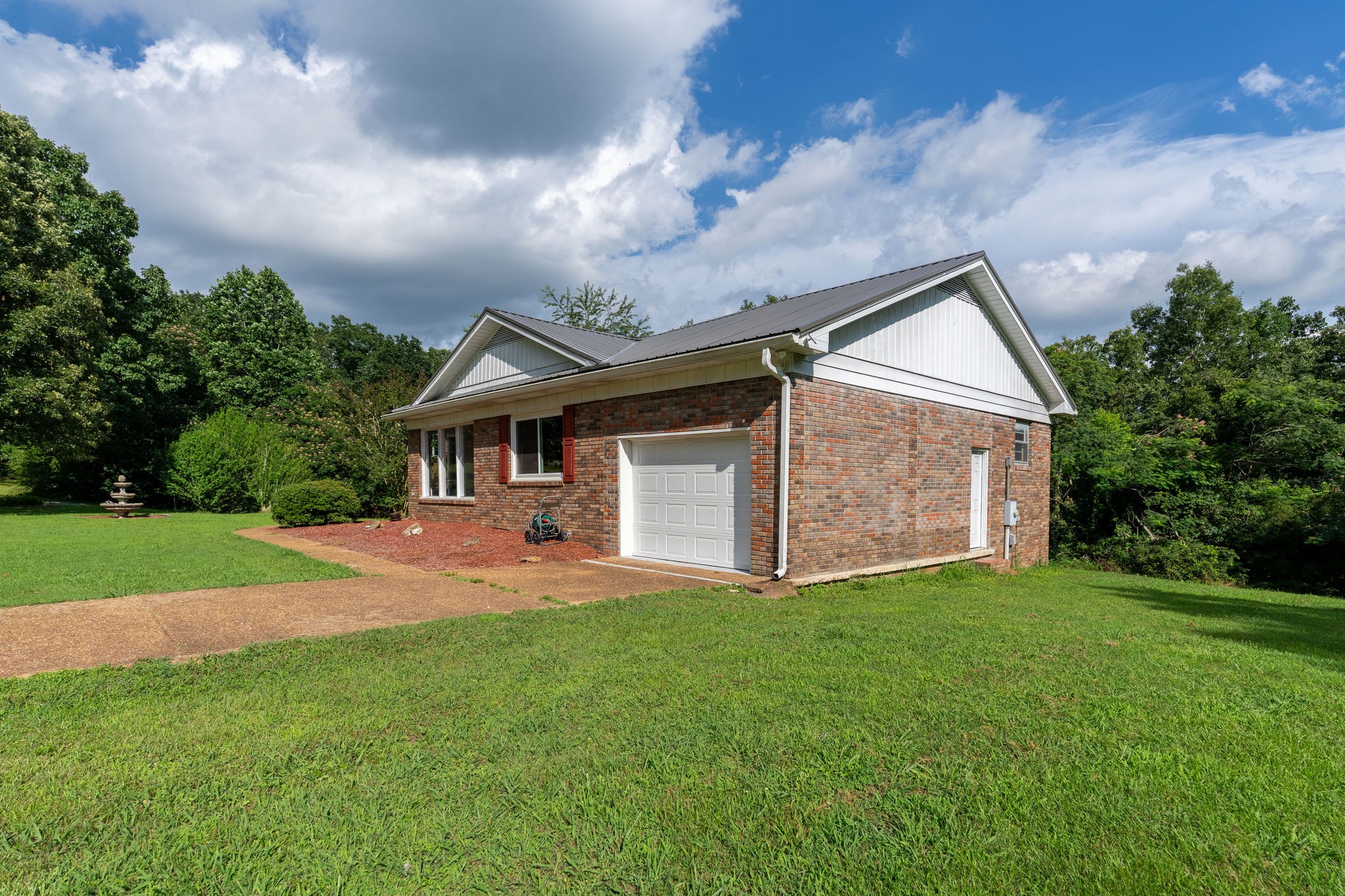 159 Mindy Dr Property Photo 4