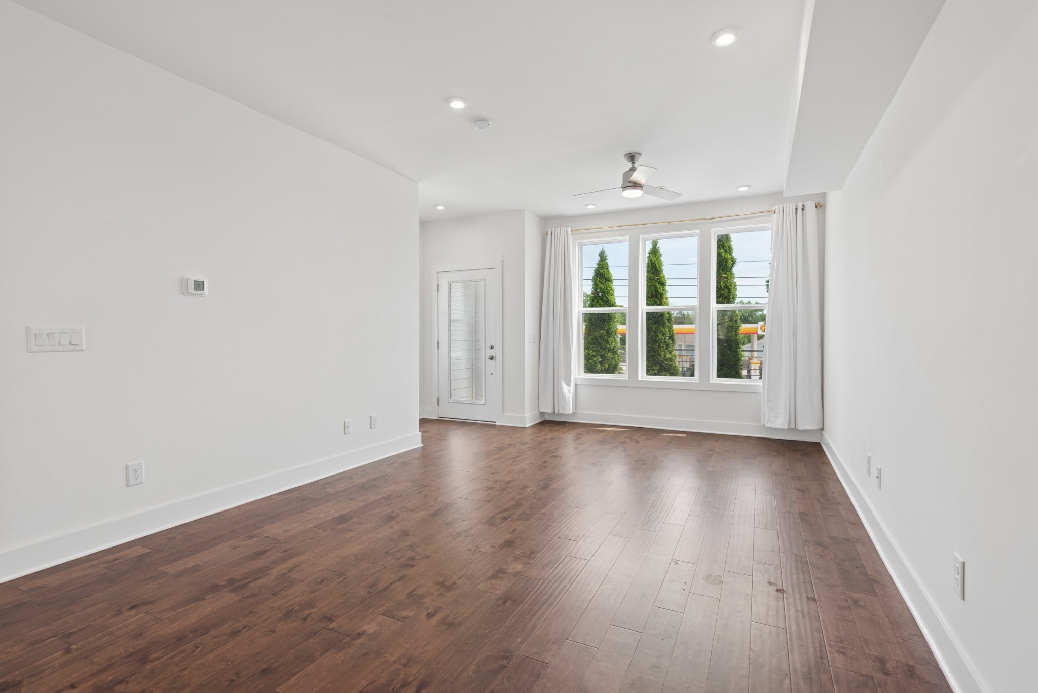 500 Creative Way Property Photo 1