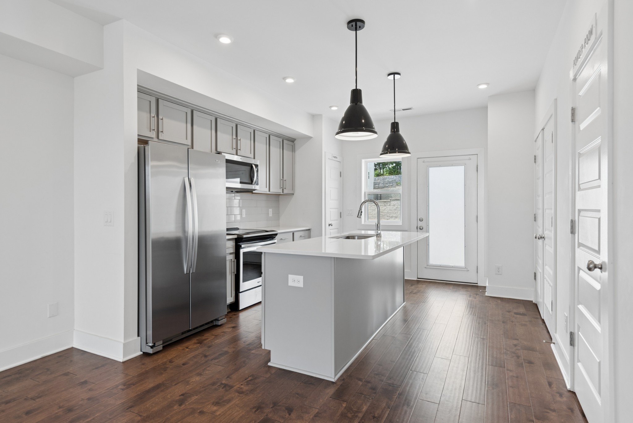 500 Creative Way Property Photo 13