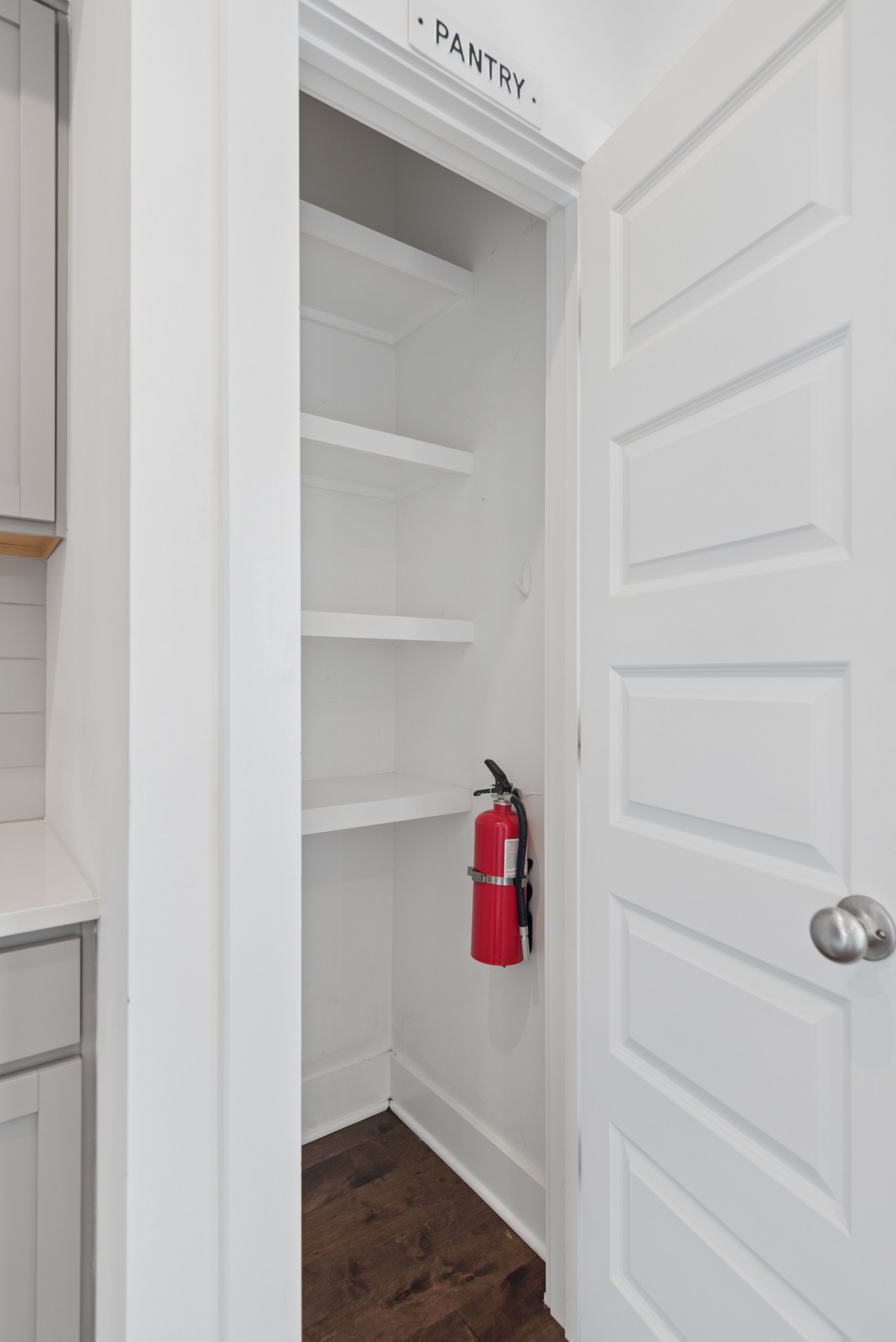 500 Creative Way Property Photo 15