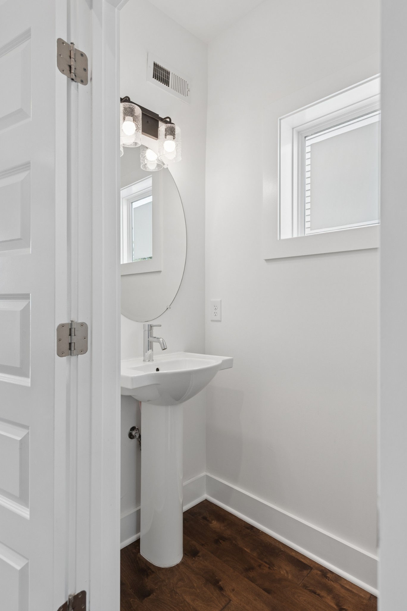 500 Creative Way Property Photo 17