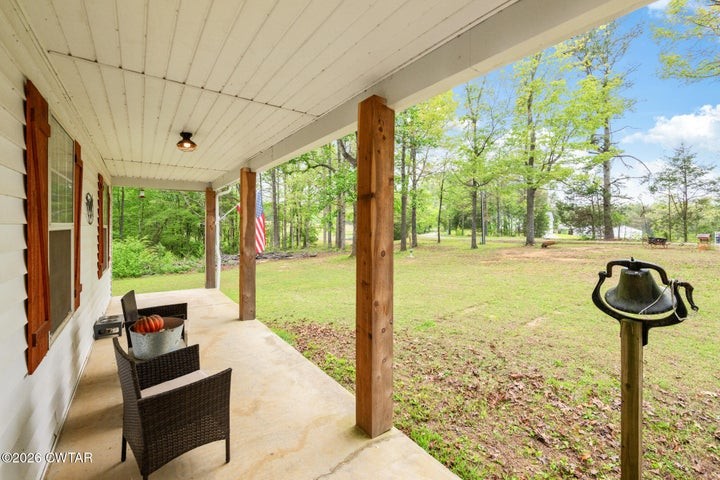 320 Benson Rd Property Photo 2