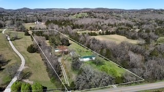 6790 Flat Creek Rd Property Photo 3