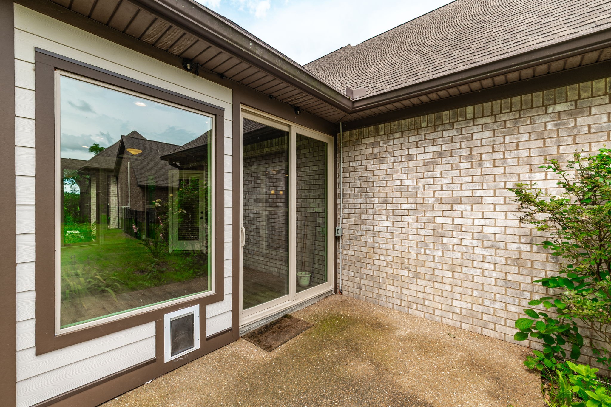 357 Windhaven Bay Property Photo 12