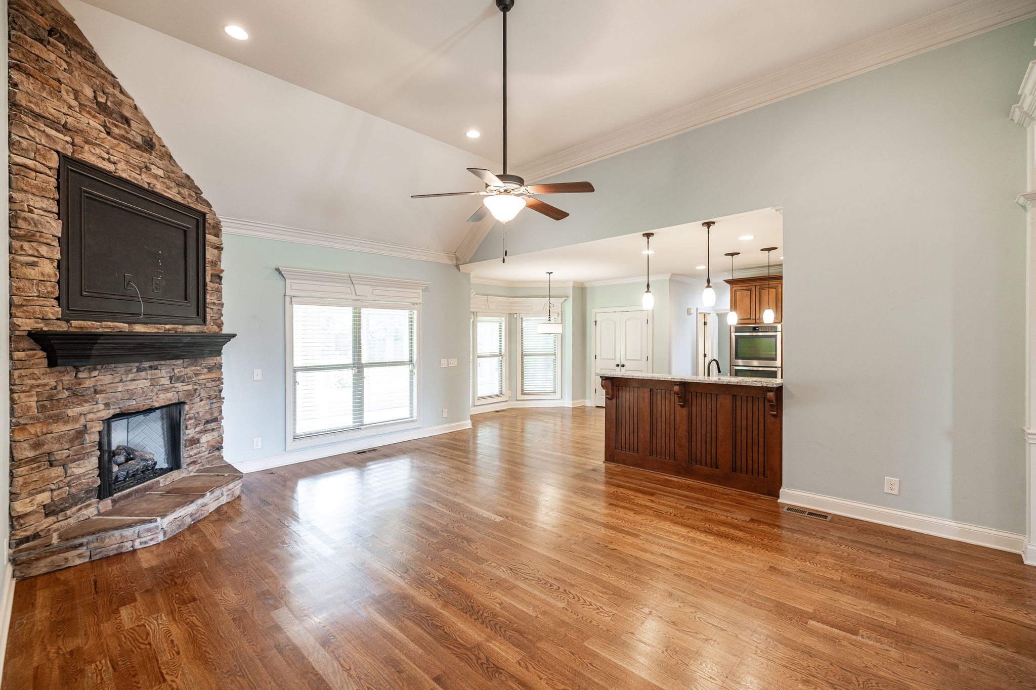 357 Windhaven Bay Property Photo 27