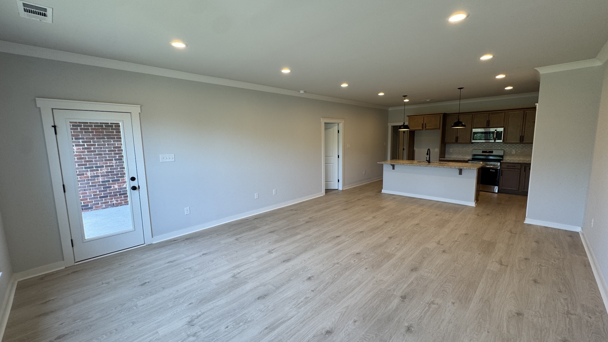 504 W Foxrun Property Photo 10