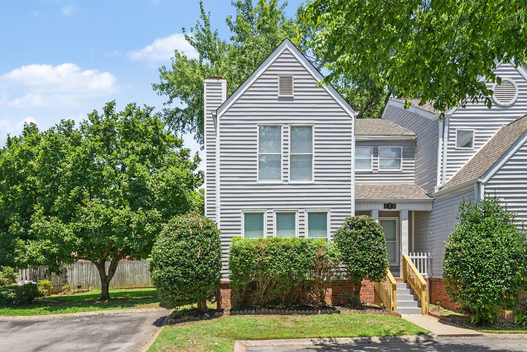 109 Summerlake Pl
