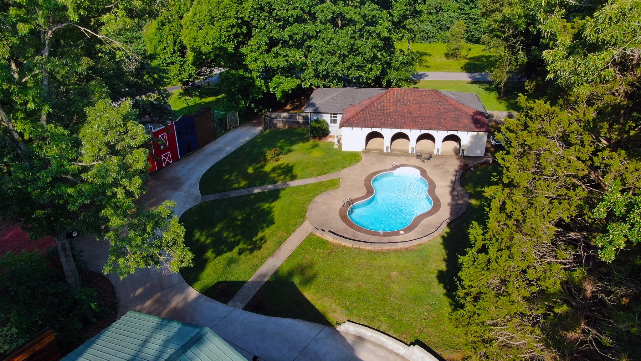 4537 Louise Creek Rd Property Photo 1