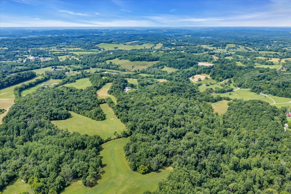 2896 Fly Rd Property Photo 6