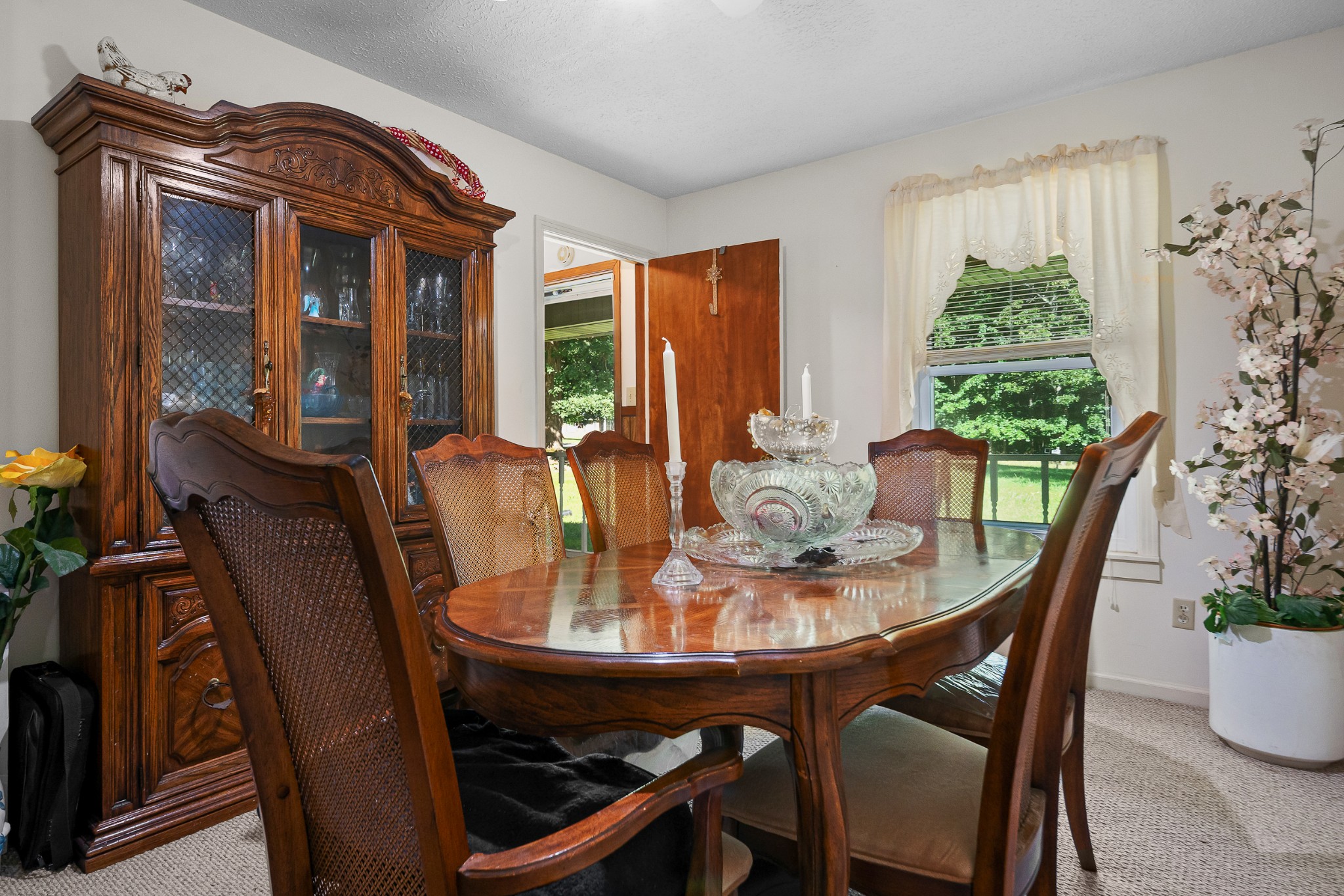 211 Rouse Rd Property Photo 6