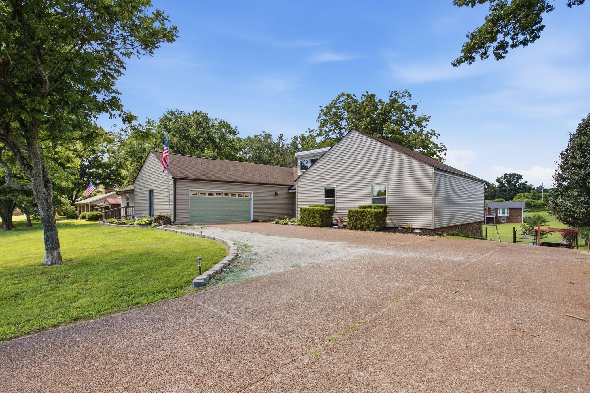 1330 Chippendale Circle Property Photo 5