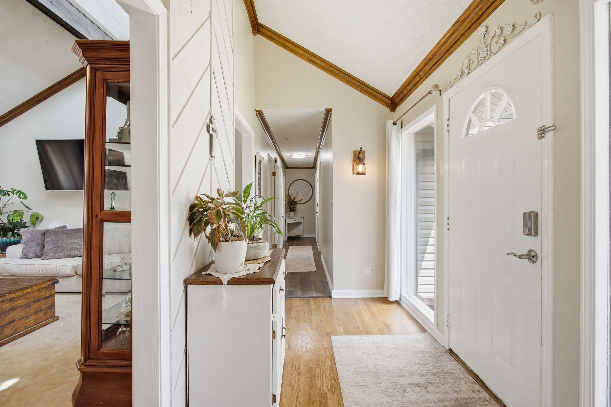 1330 Chippendale Circle Property Photo 8