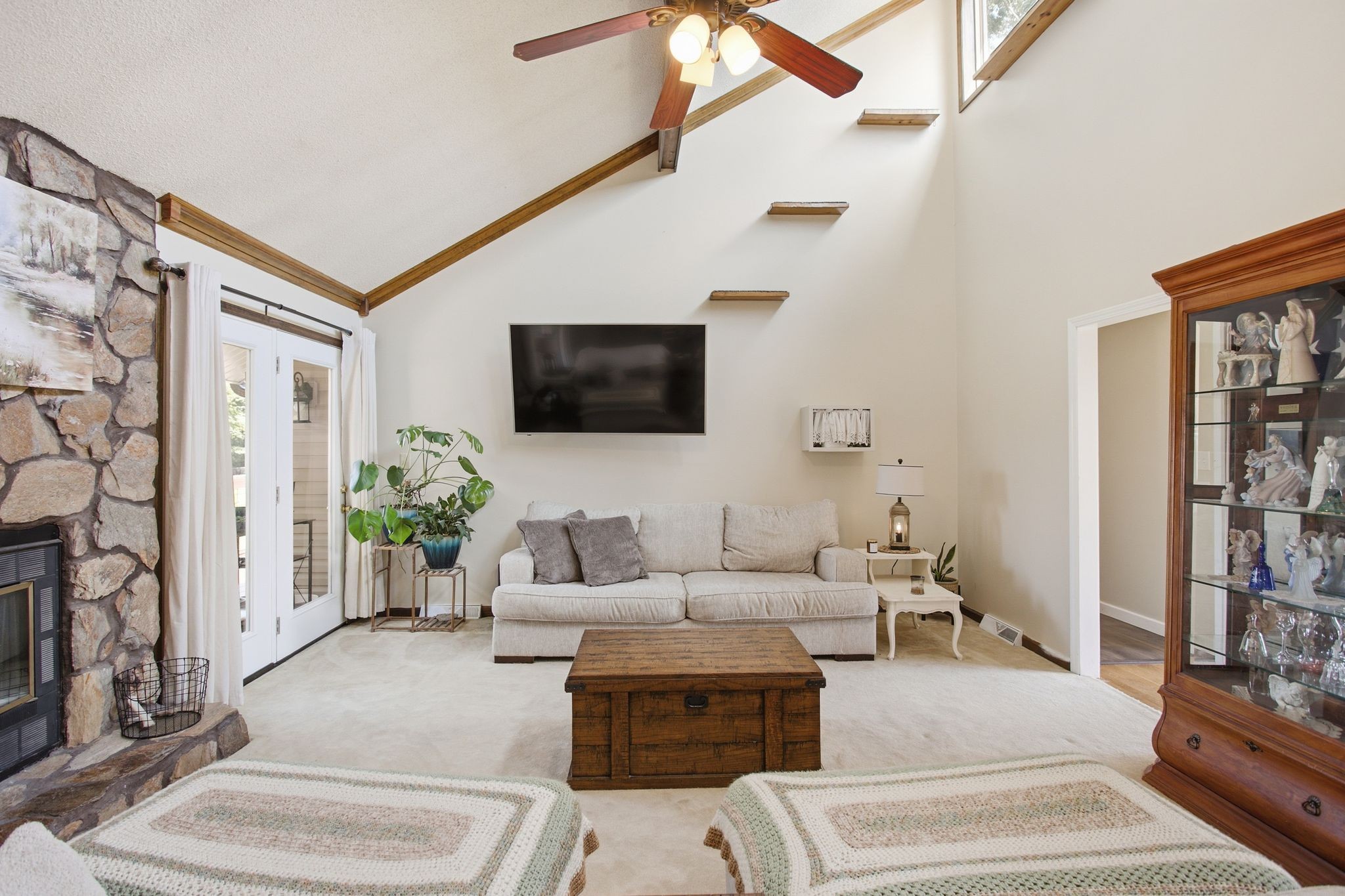 1330 Chippendale Circle Property Photo 11