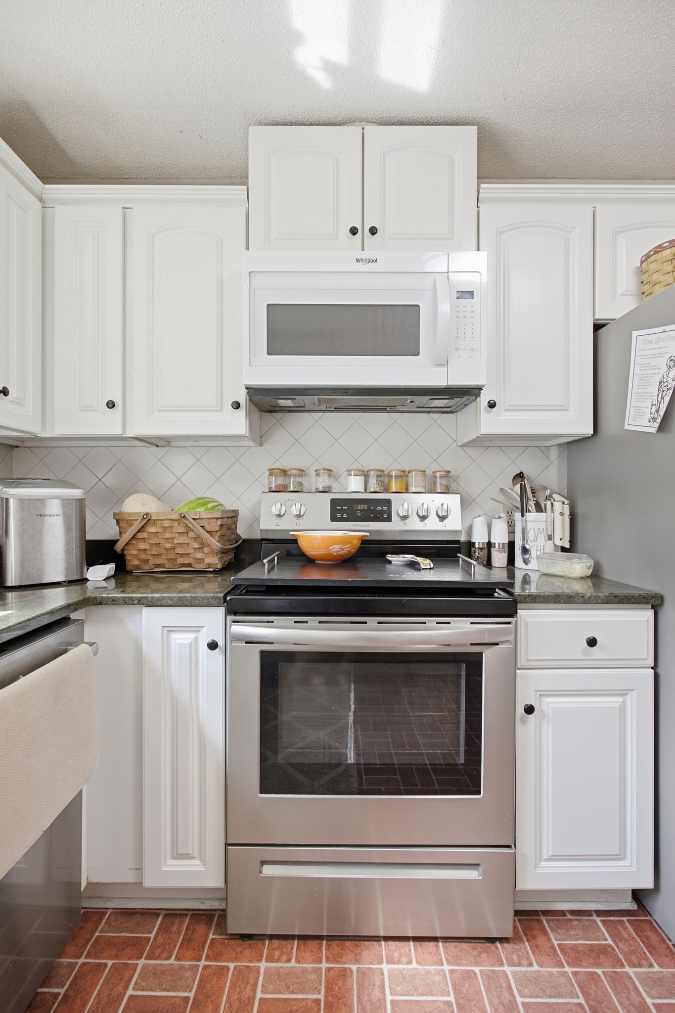1330 Chippendale Circle Property Photo 18