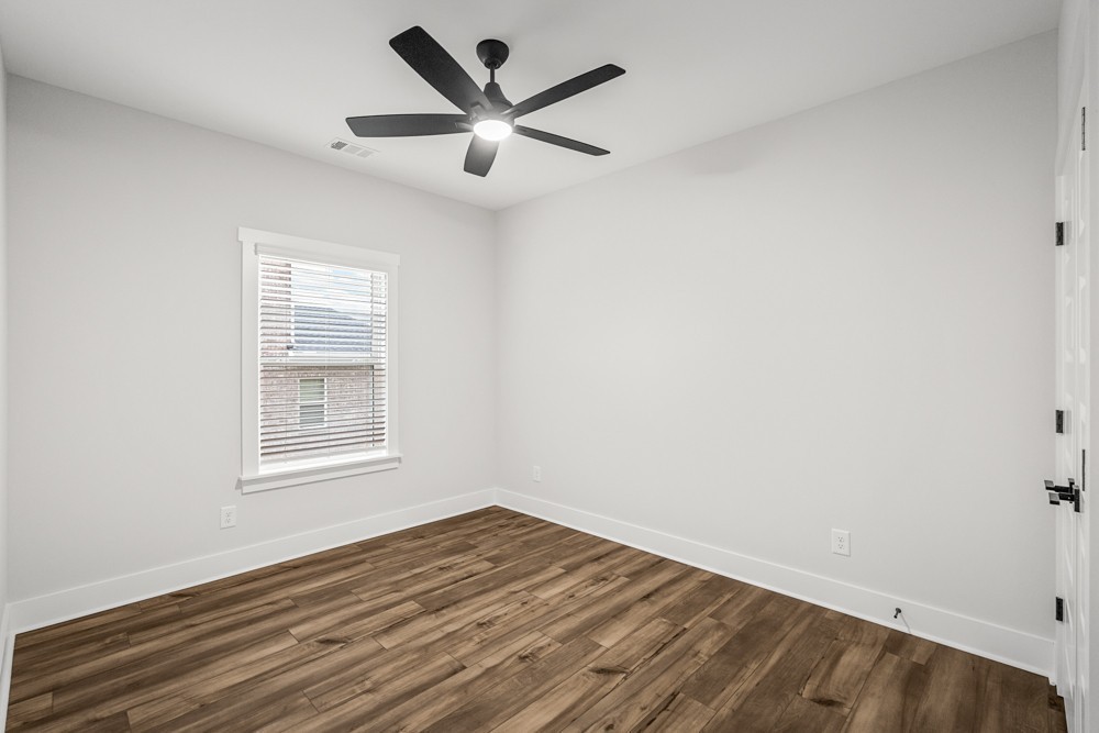 414 Meadowlook Dr Property Photo 19
