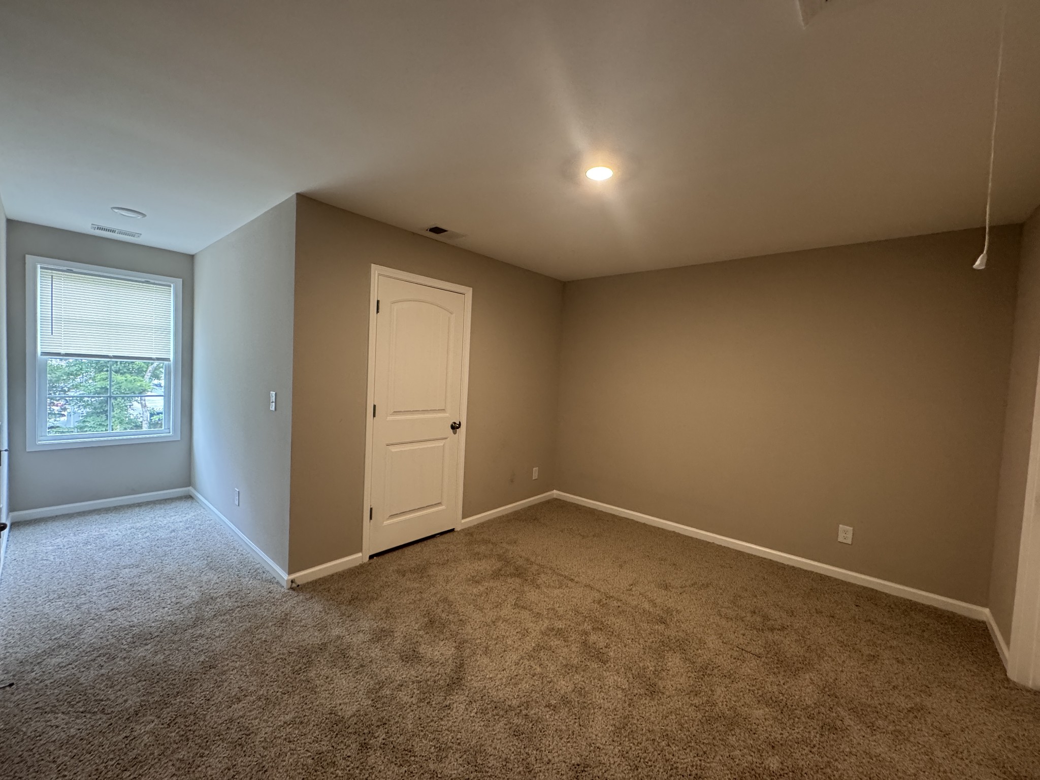 209 Mountaindale Dr Property Photo 17