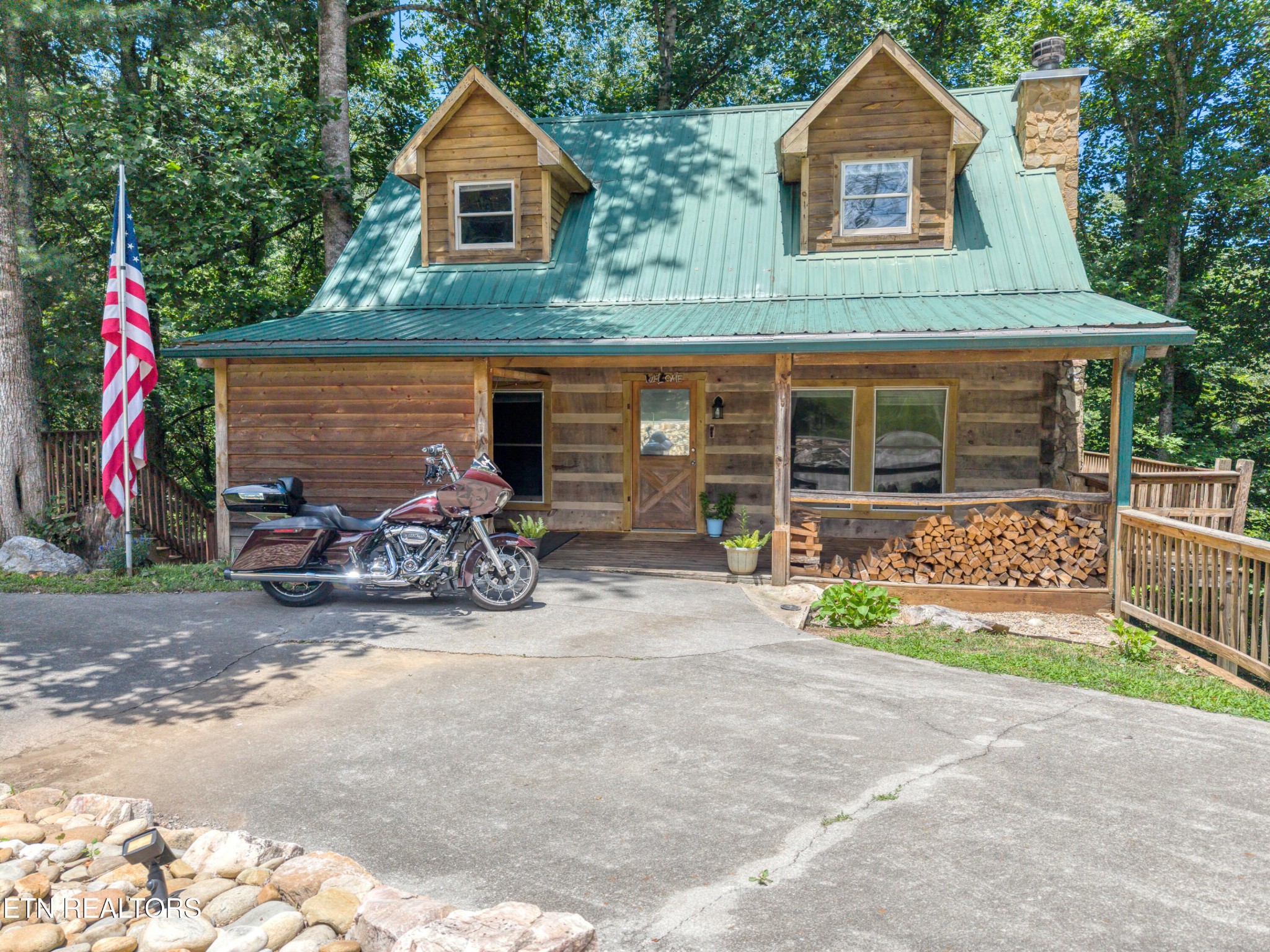 124 E Leatherwood Drive