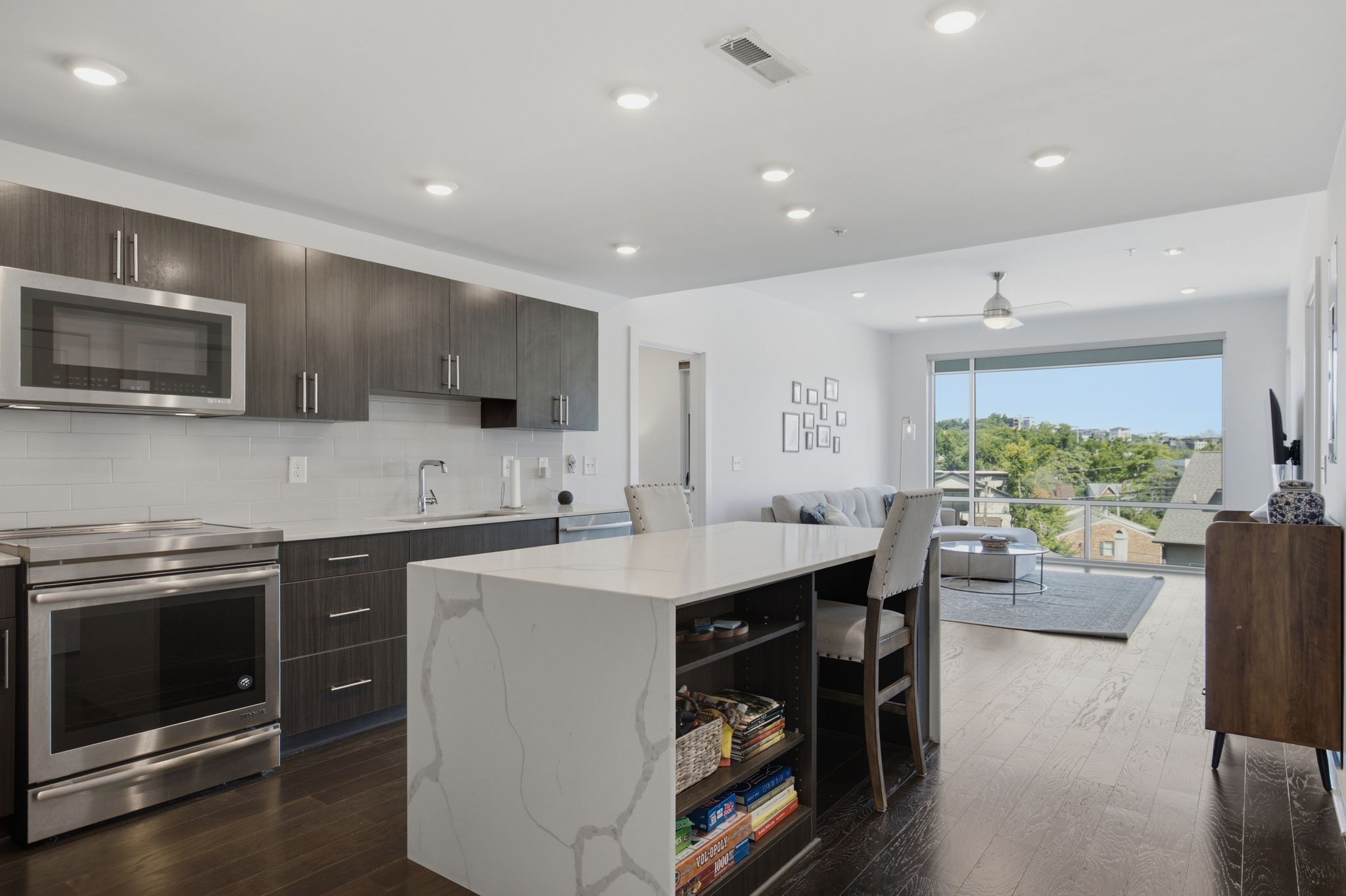 3116 W End Cir