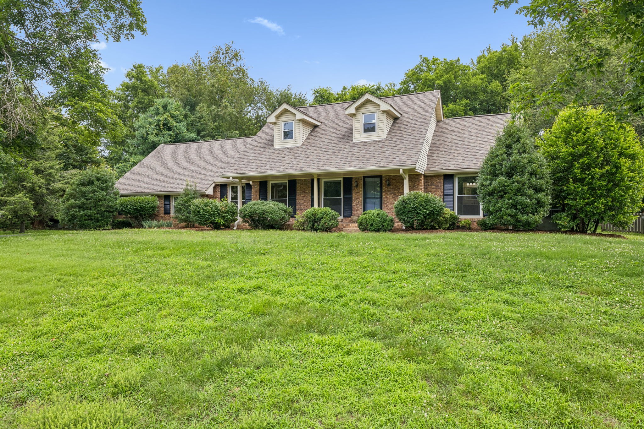 108 Poteat Pl Property Photo 2