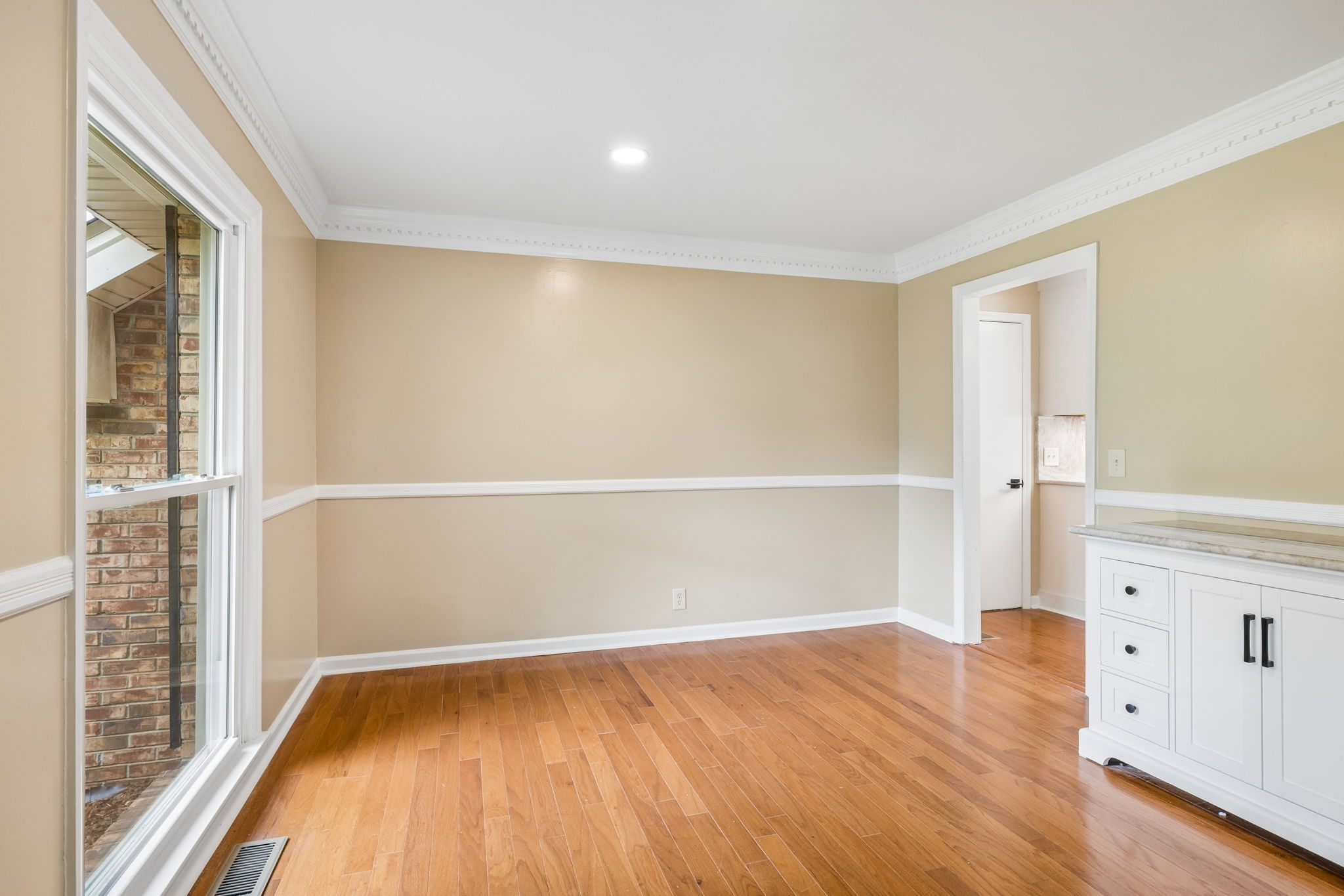 108 Poteat Pl Property Photo 12