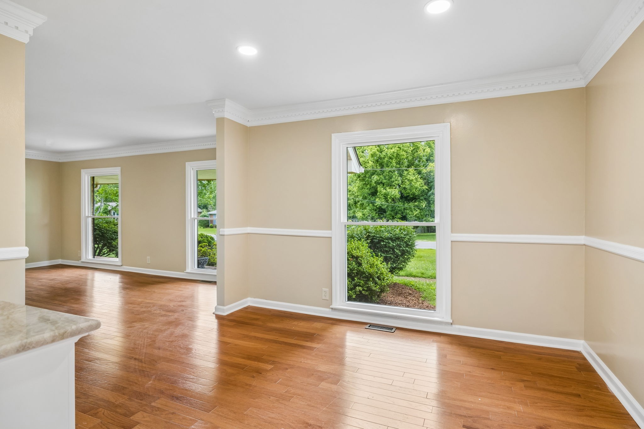 108 Poteat Pl Property Photo 14