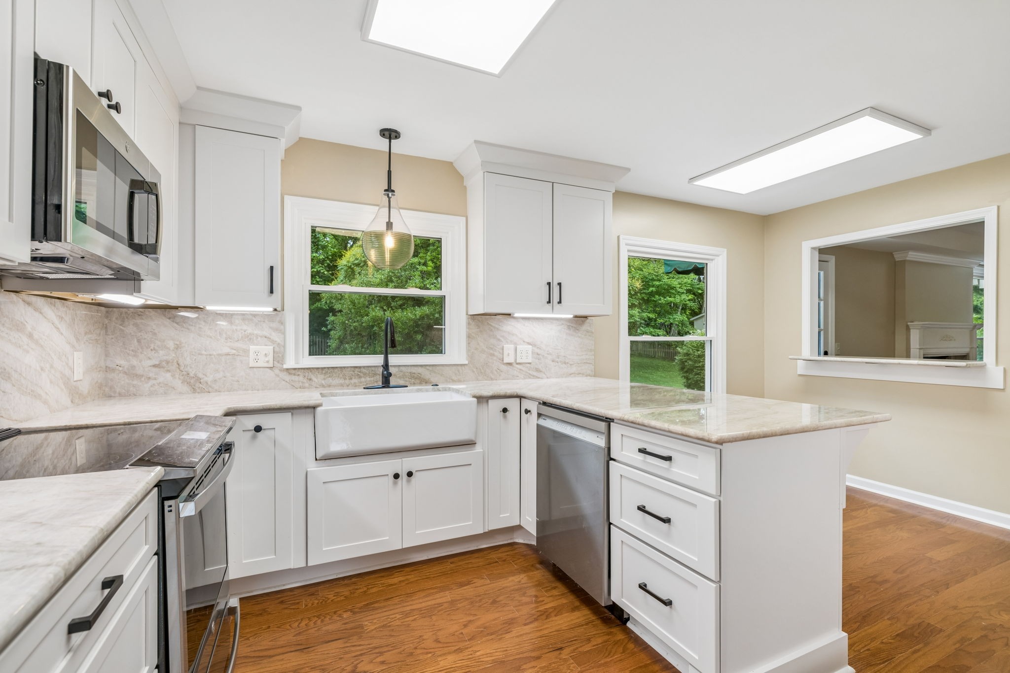 108 Poteat Pl Property Photo 34