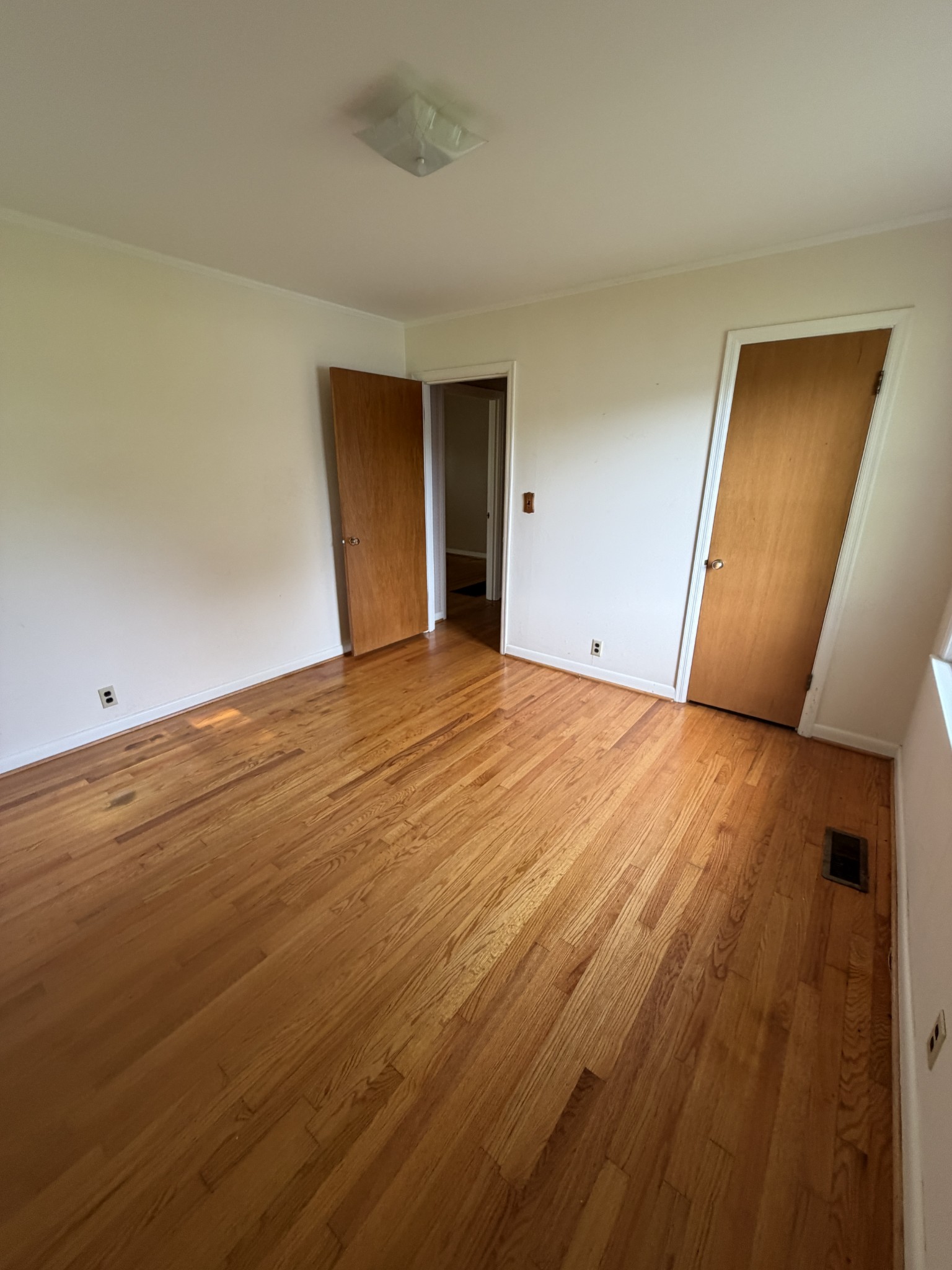 1501 E Depot St Property Photo 6