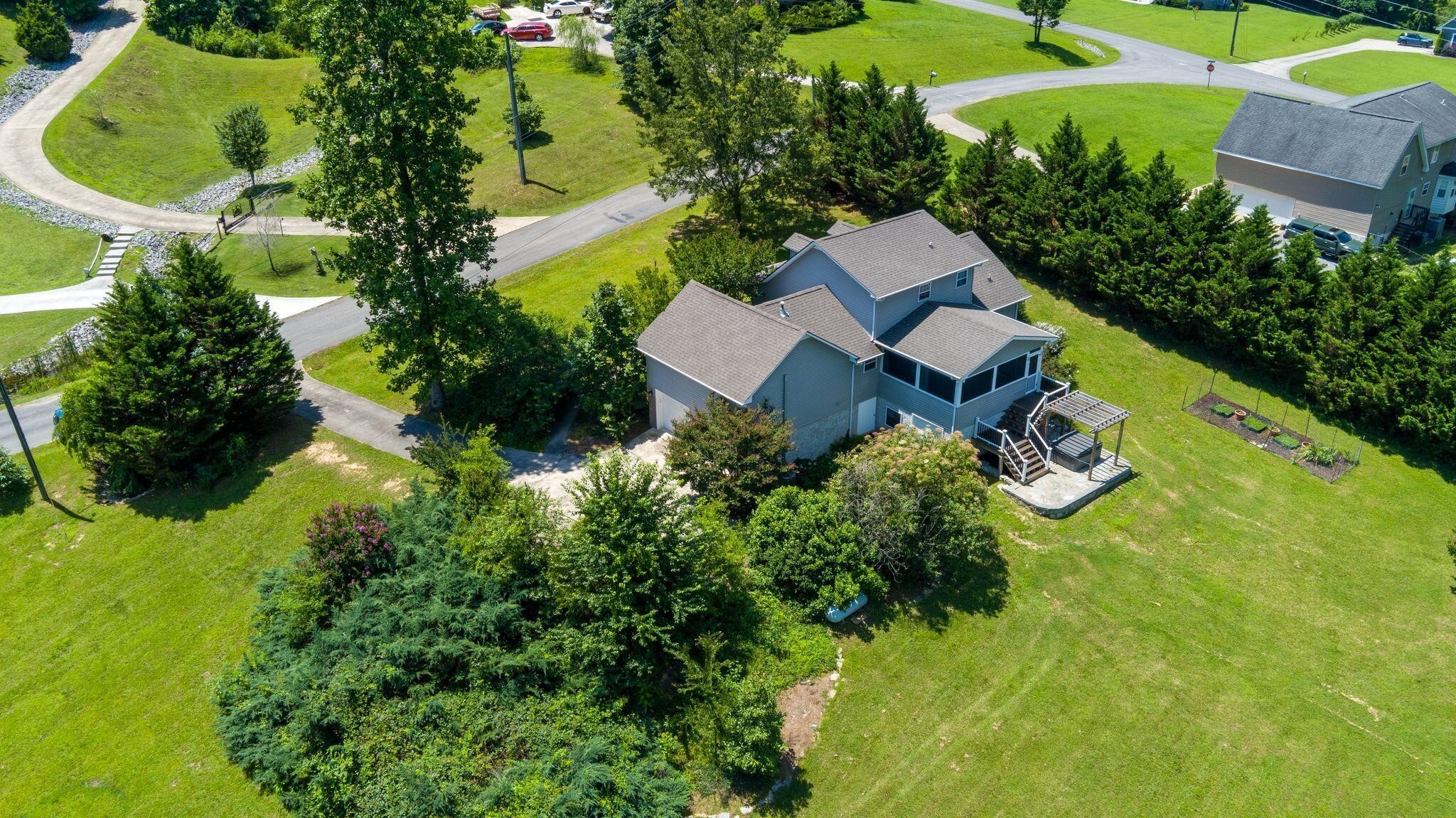 67 Whispering Pines Drive Property Photo 2
