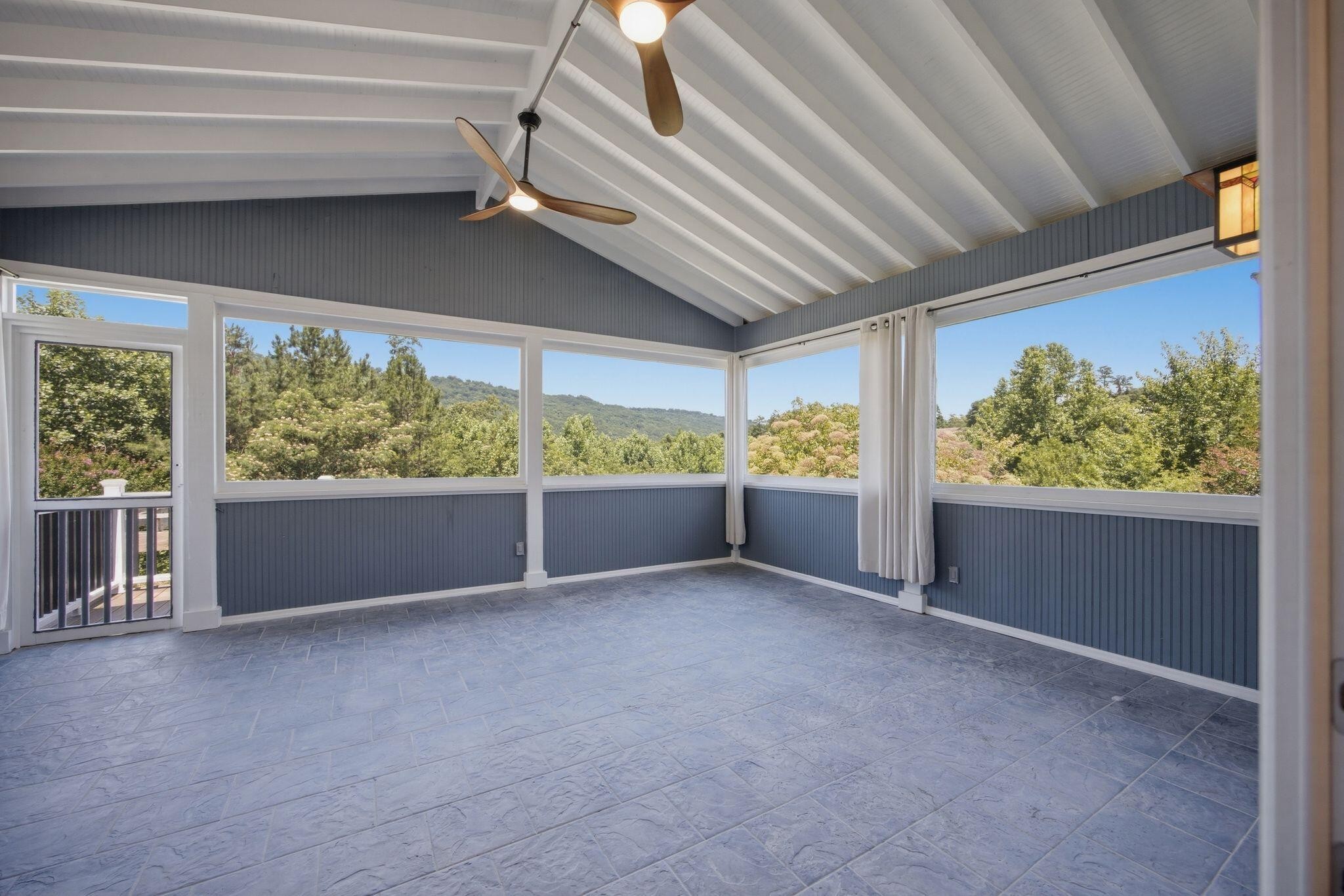 67 Whispering Pines Drive Property Photo 14