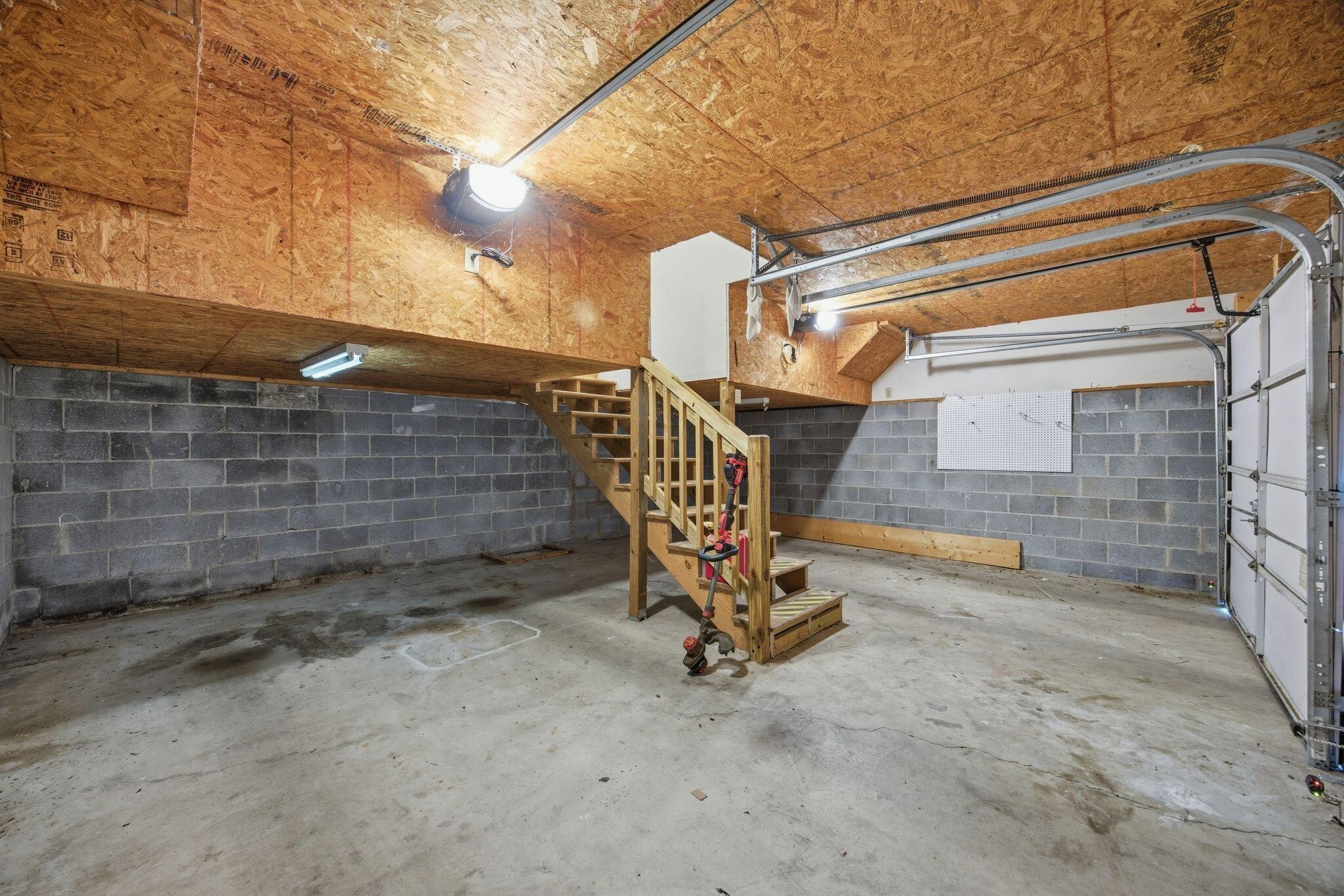 67 Whispering Pines Drive Property Photo 34